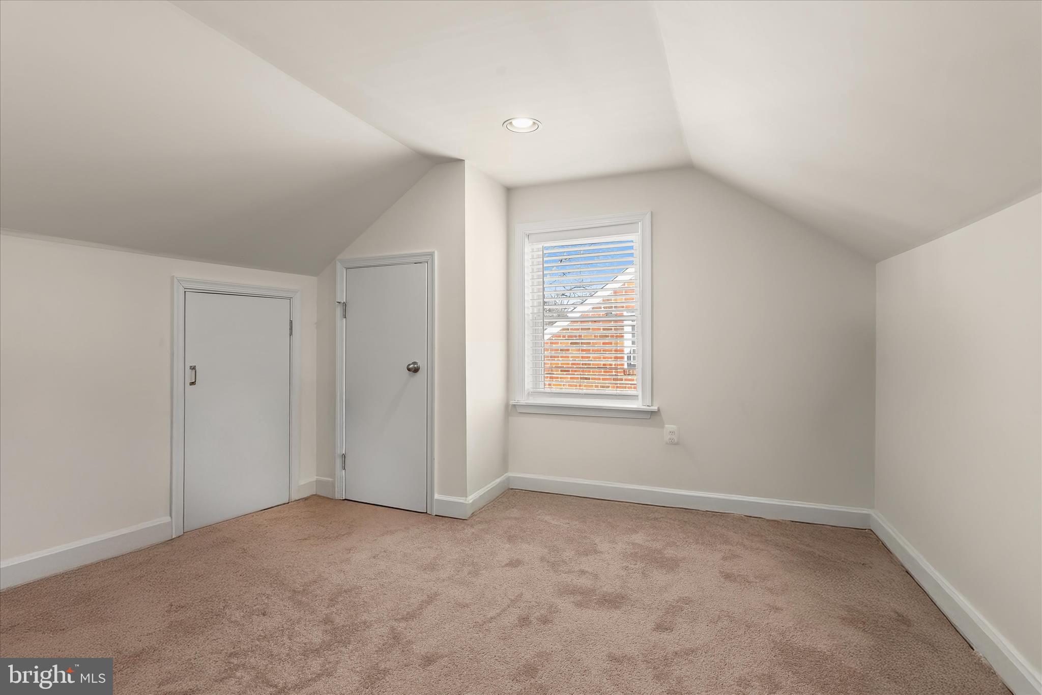 LOCHEARN - Residential