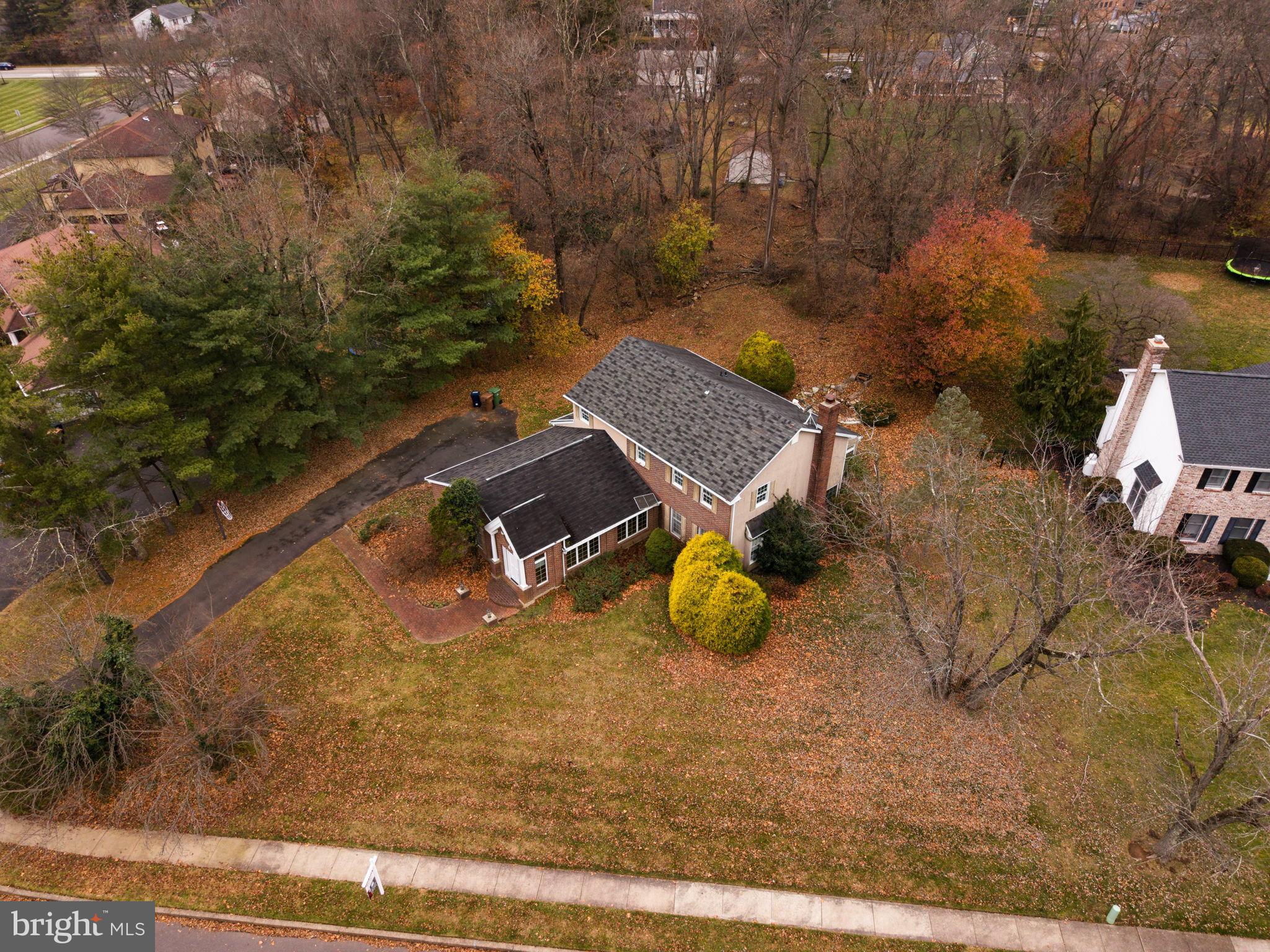 MAPLE GLEN - Residential