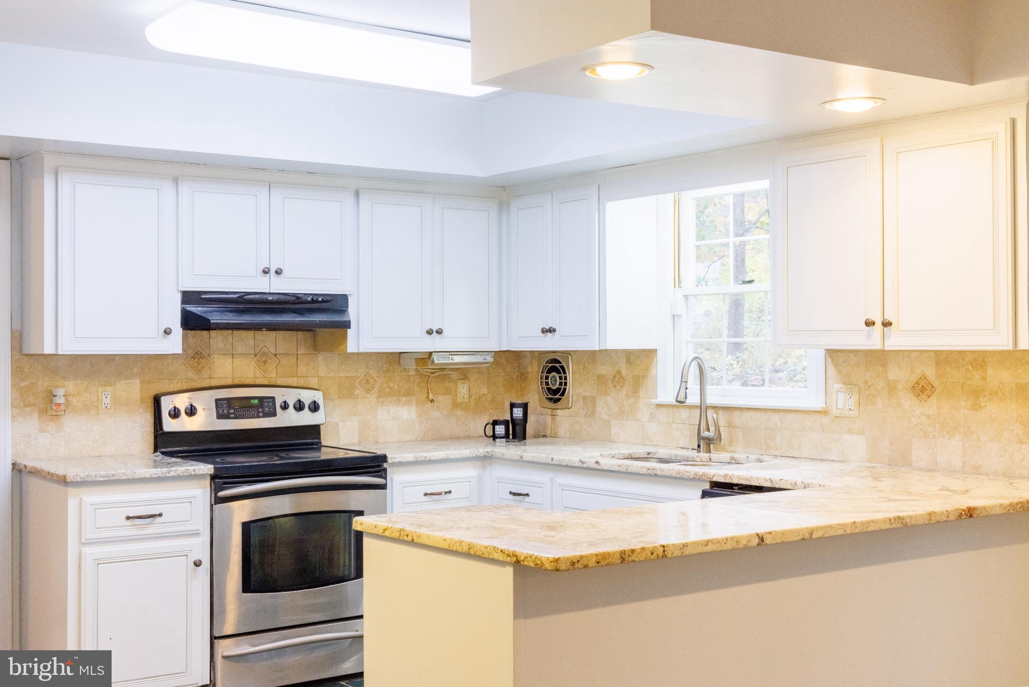 MAPLE GLEN - Residential