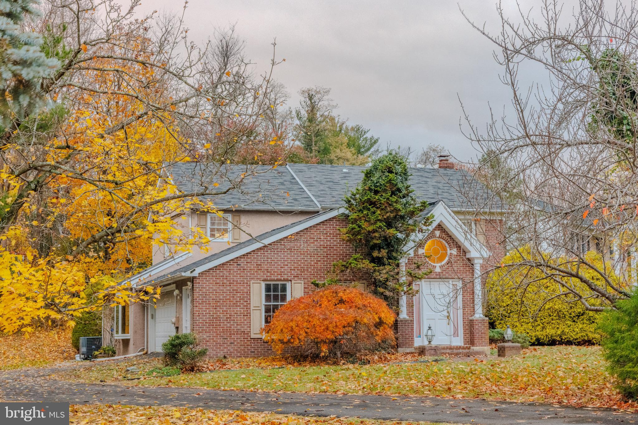 MAPLE GLEN - Residential