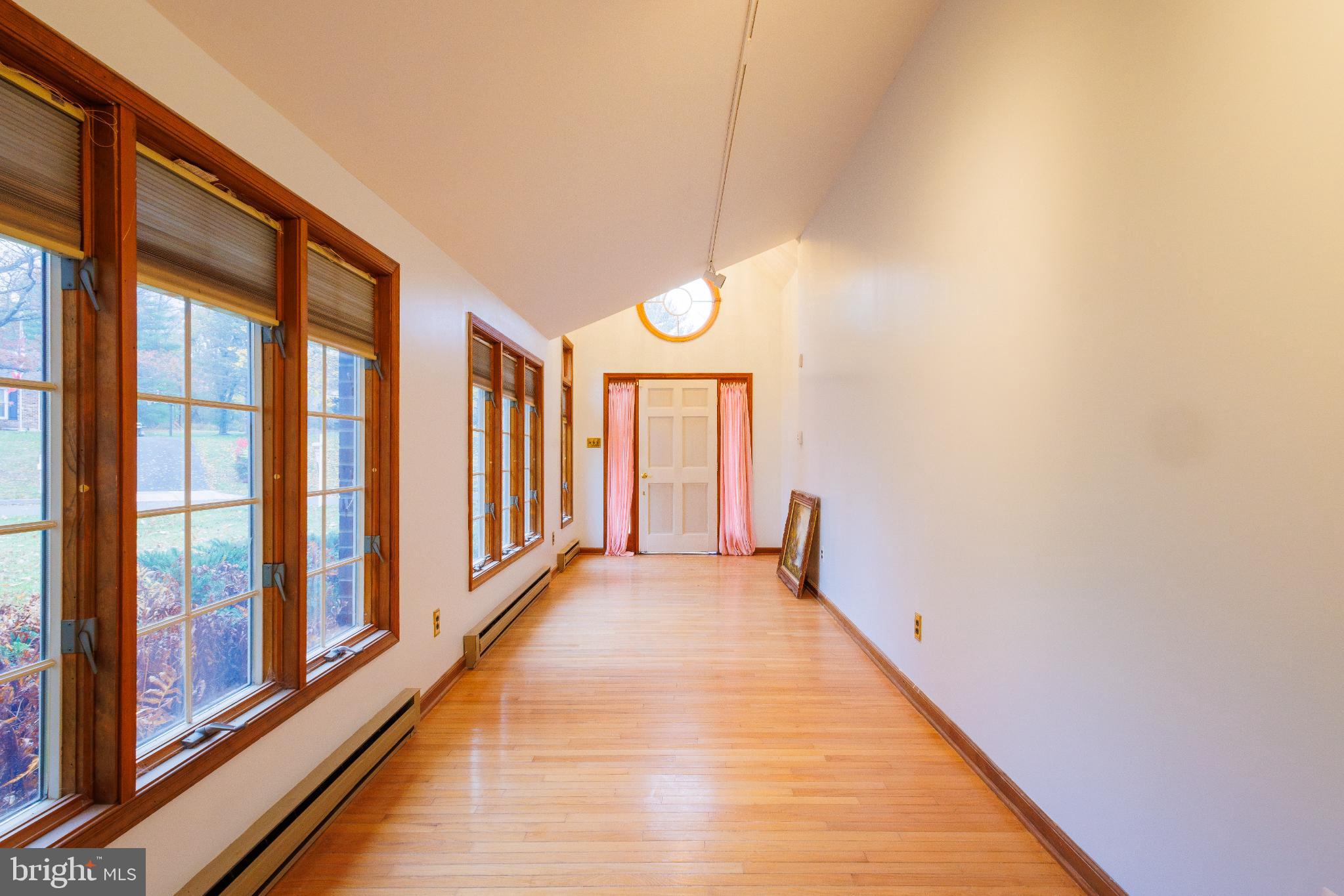 MAPLE GLEN - Residential