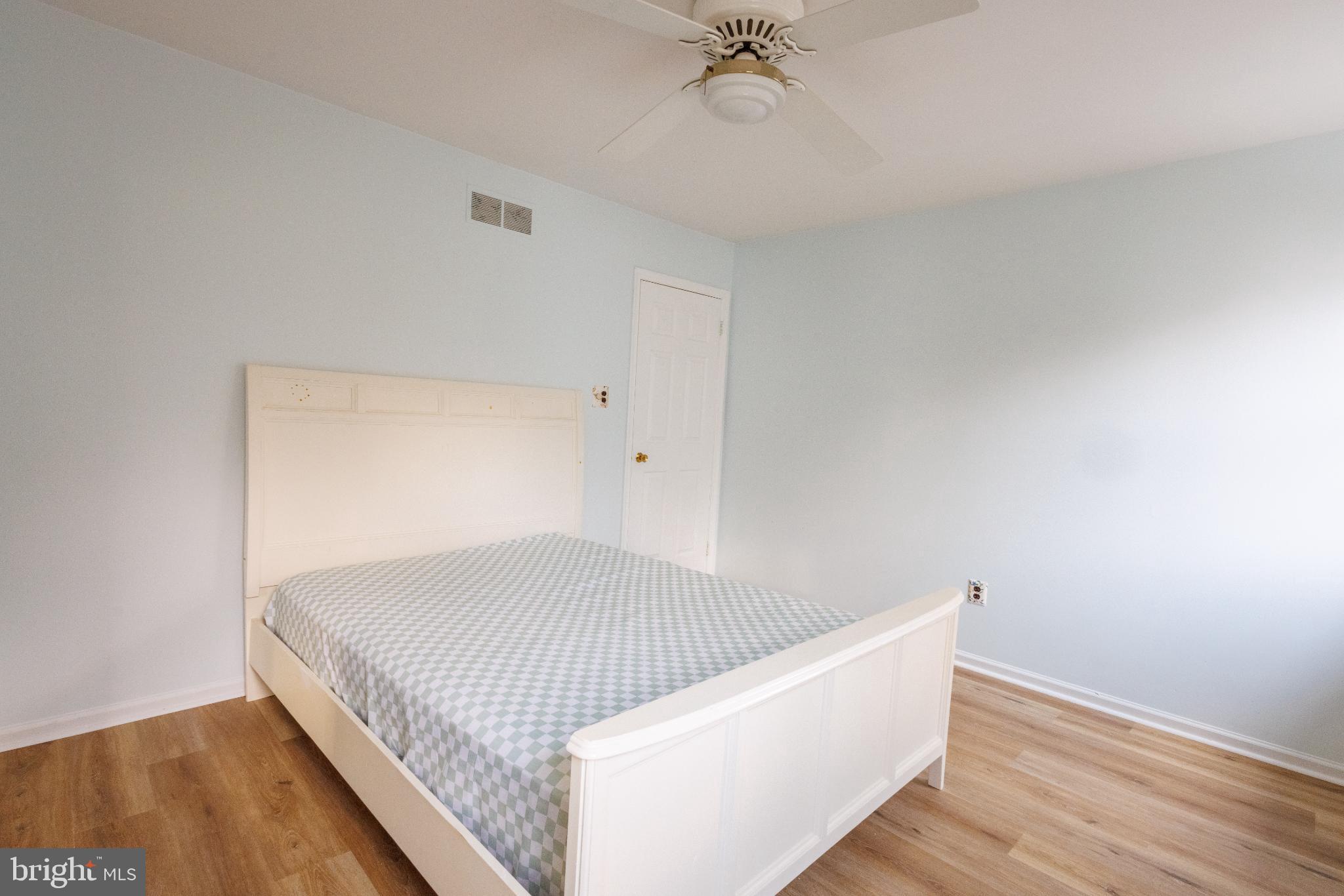 MAPLE GLEN - Residential