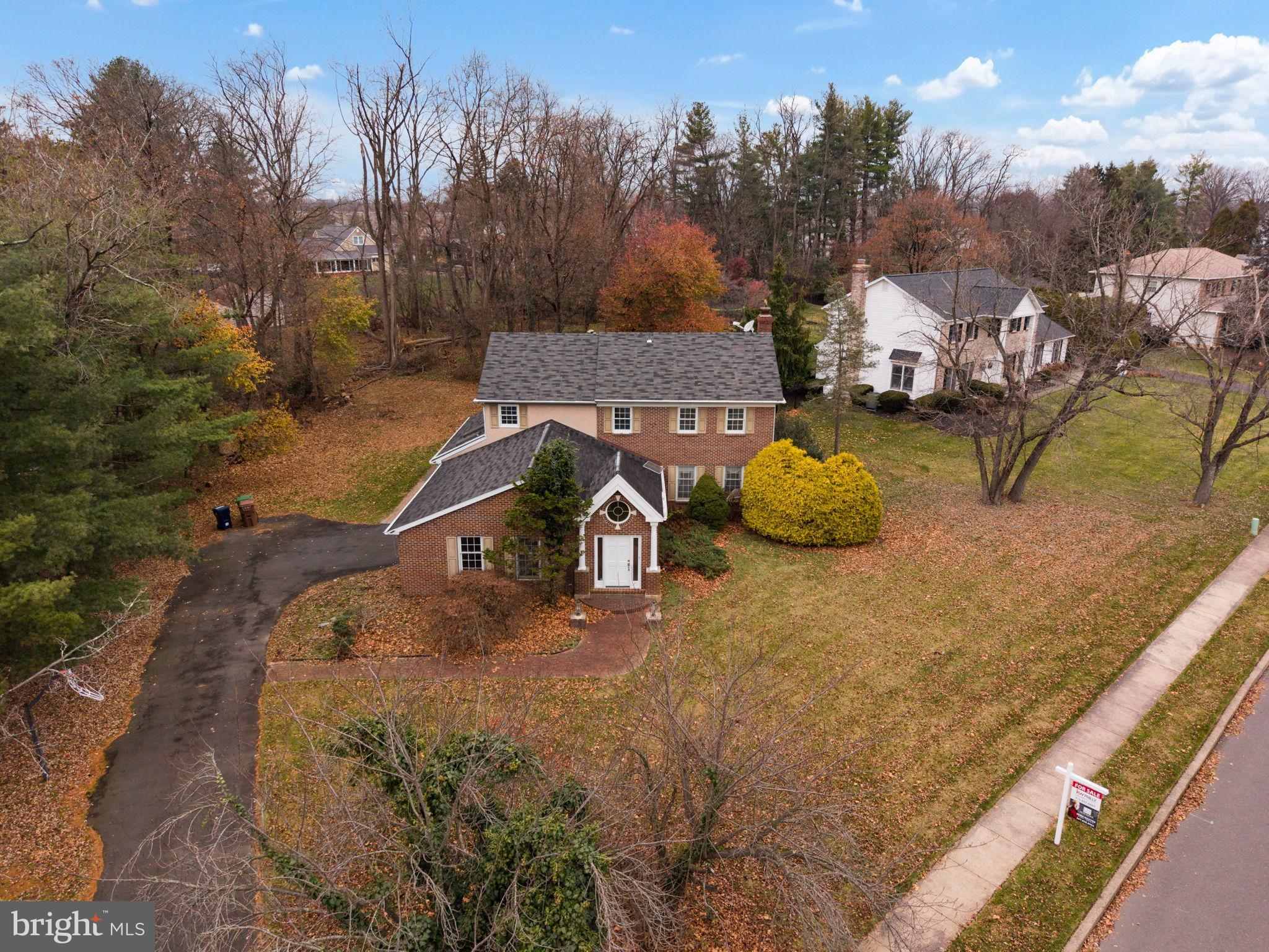 MAPLE GLEN - Residential
