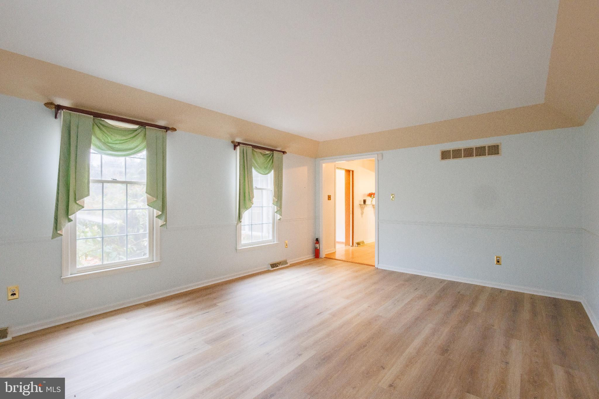 MAPLE GLEN - Residential