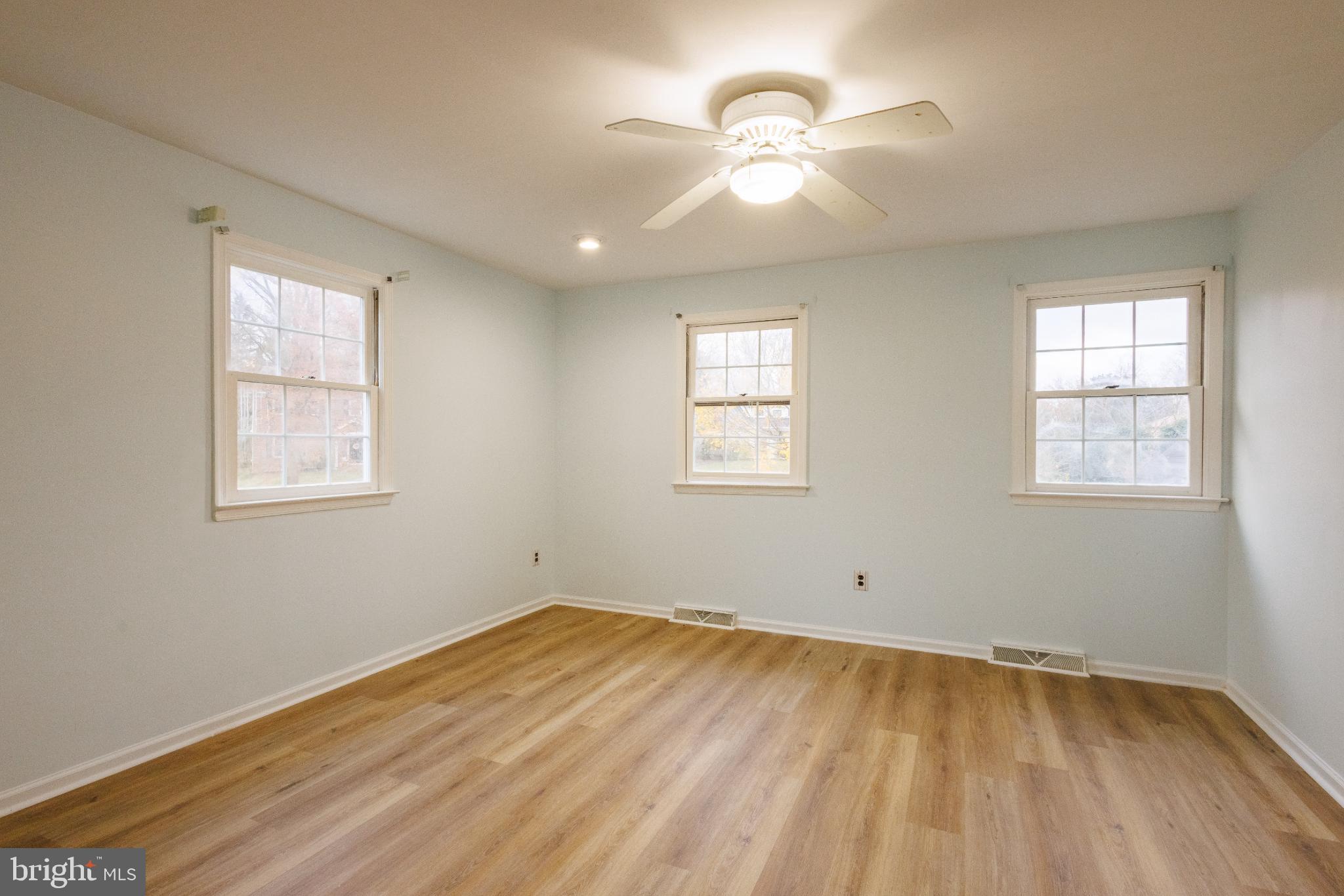 MAPLE GLEN - Residential