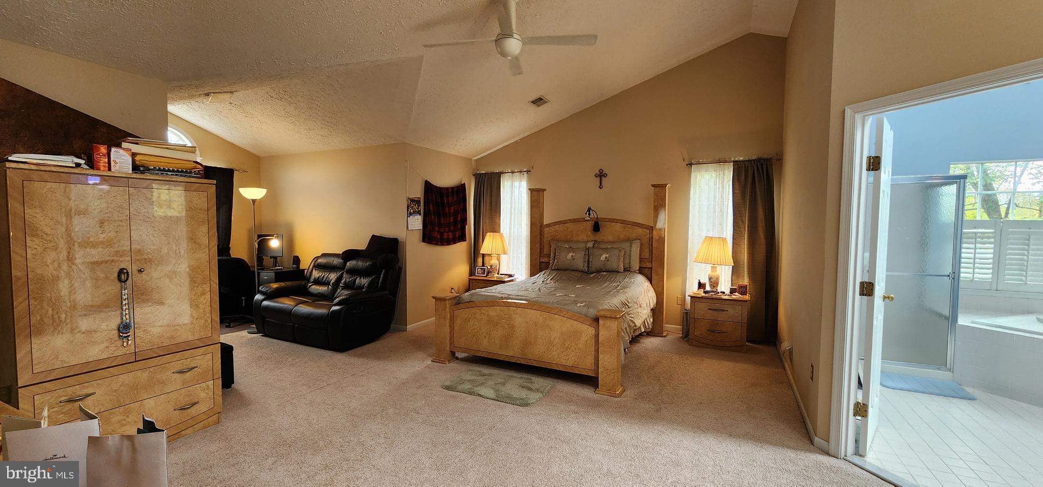 JAMES CREEK - Residential