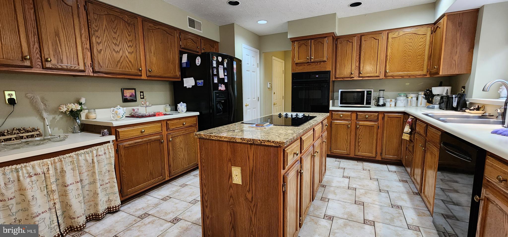 JAMES CREEK - Residential