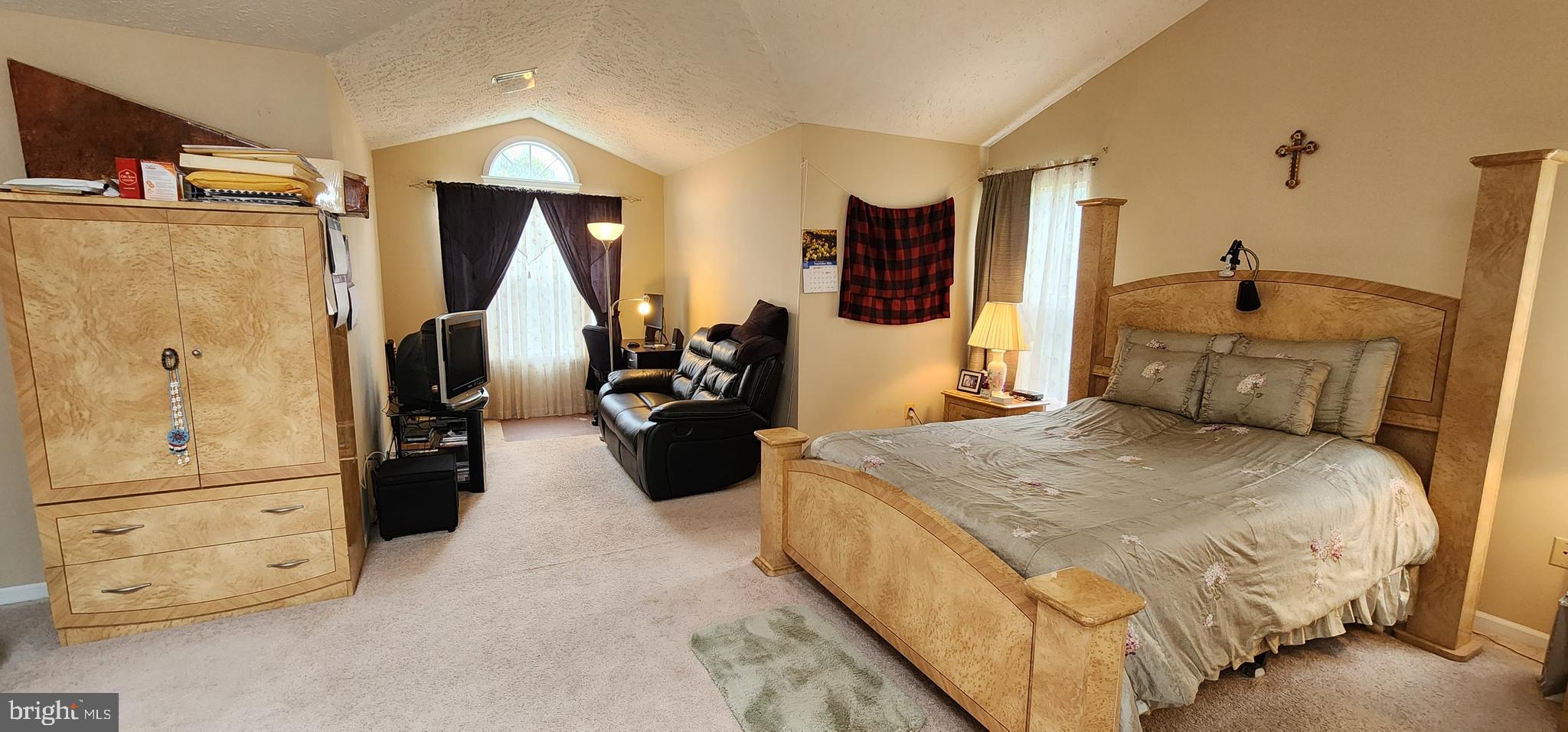 JAMES CREEK - Residential