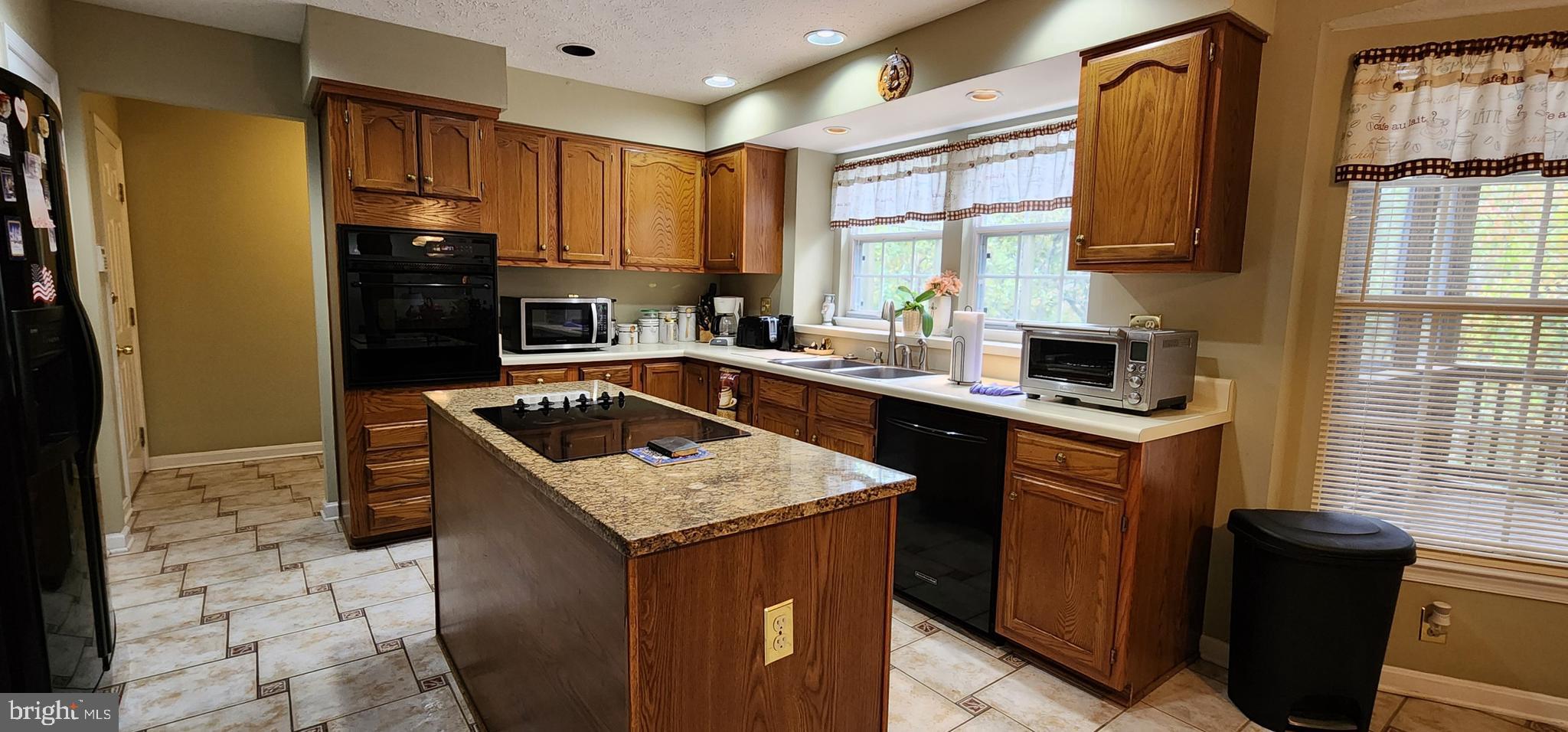 JAMES CREEK - Residential