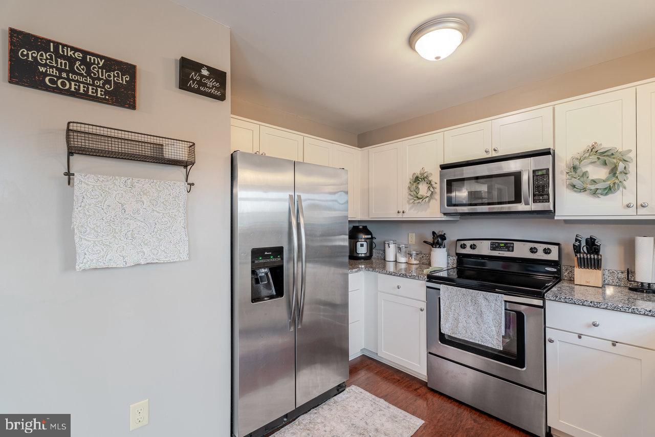 ELIZABETH STATION - Residential