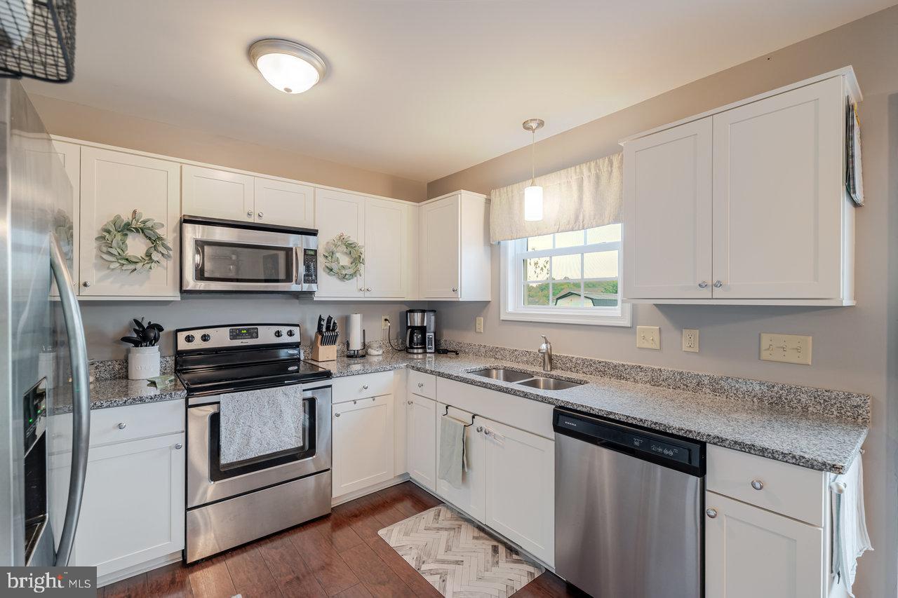 ELIZABETH STATION - Residential