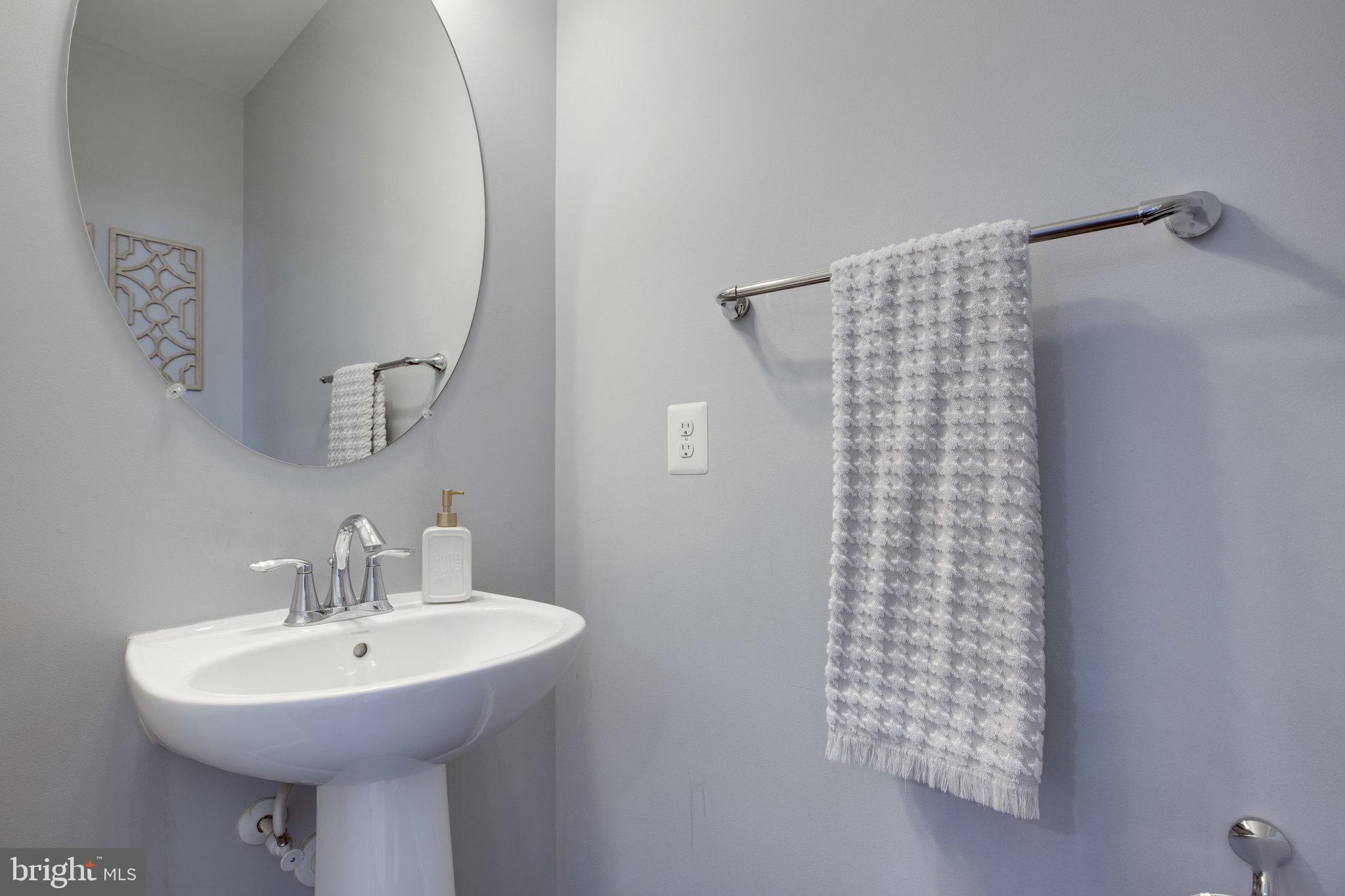 EAST GATE 3 CONDOMINIUM - Residential