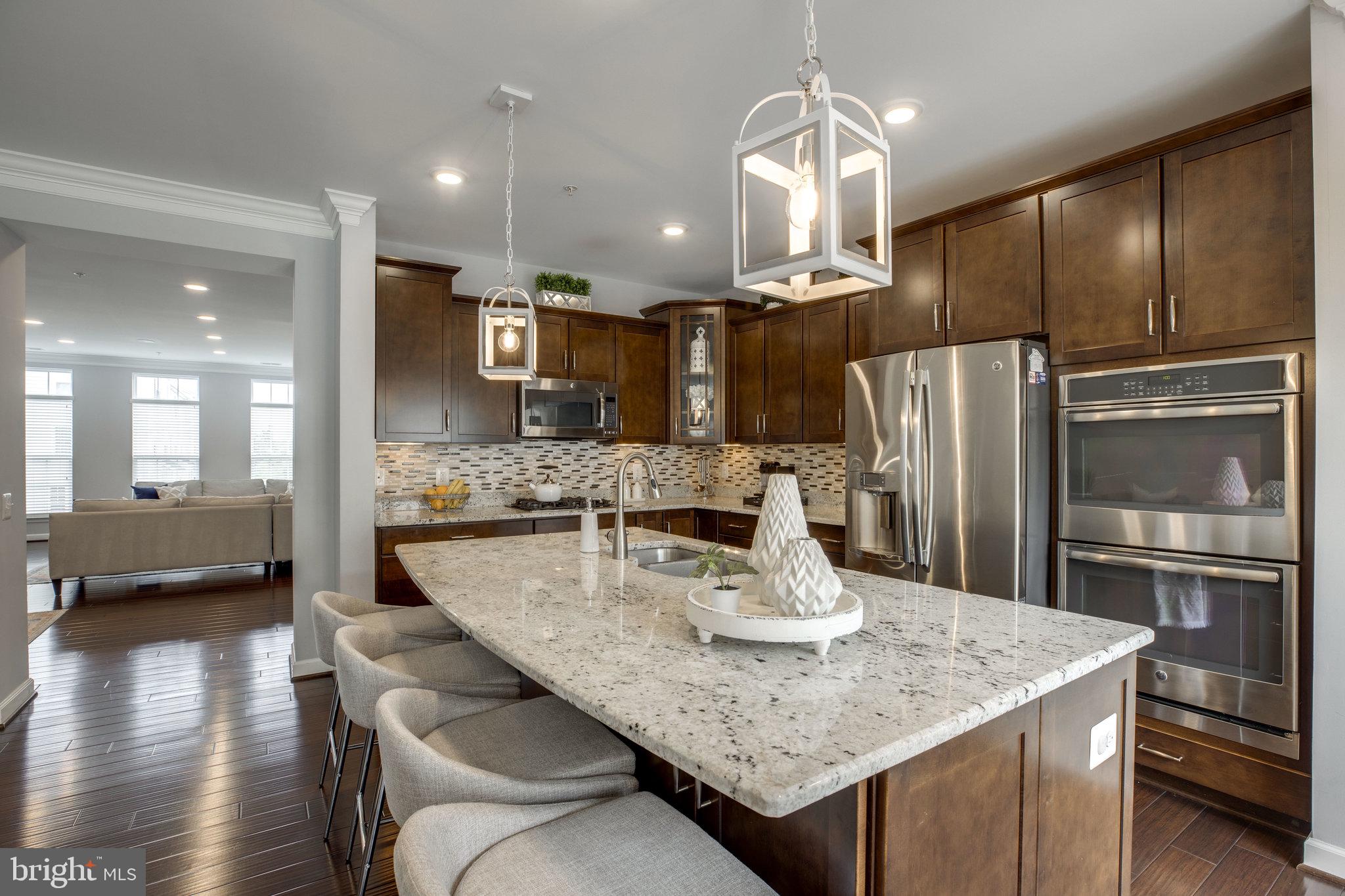 EAST GATE 3 CONDOMINIUM - Residential