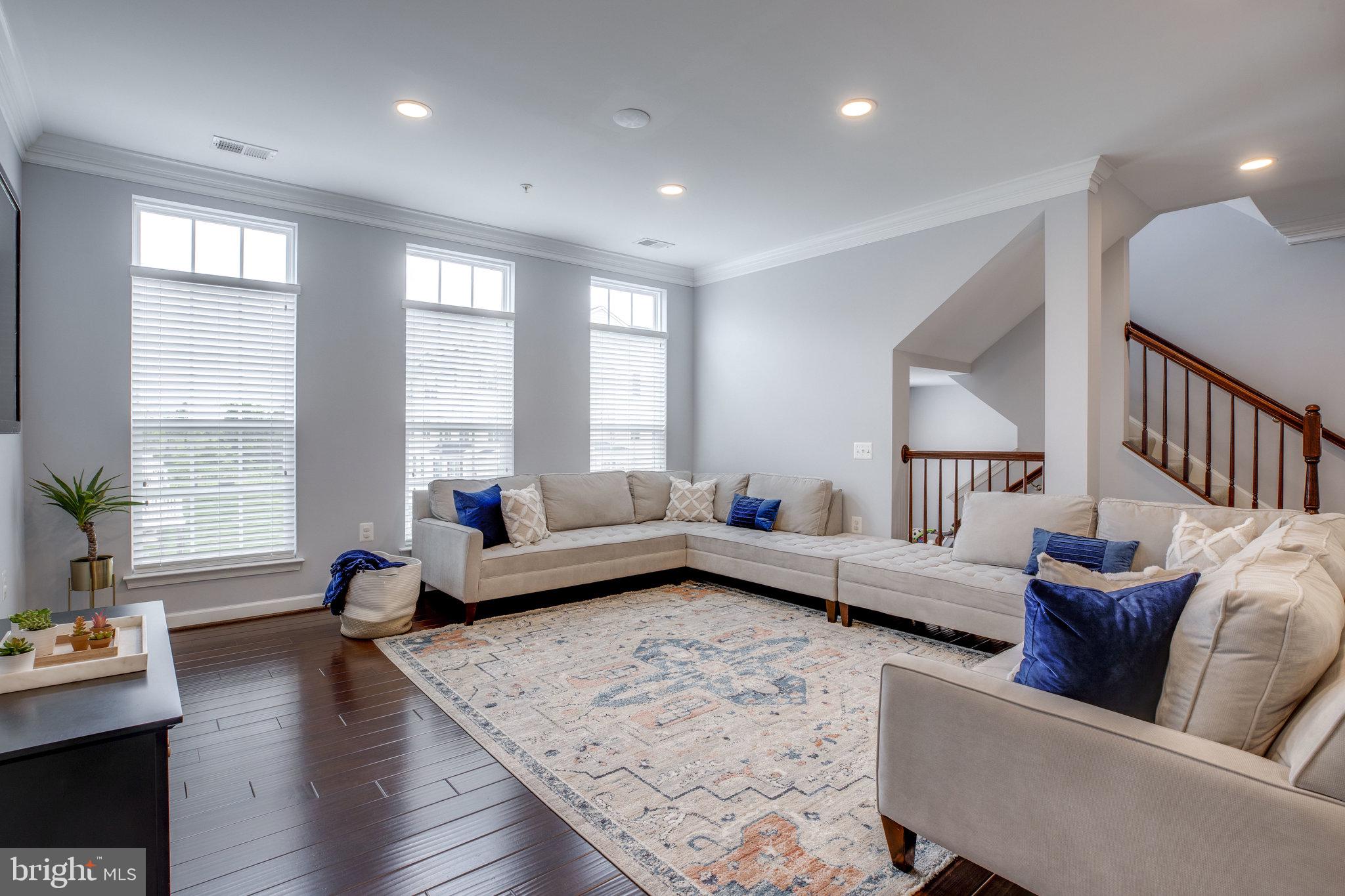 EAST GATE 3 CONDOMINIUM - Residential