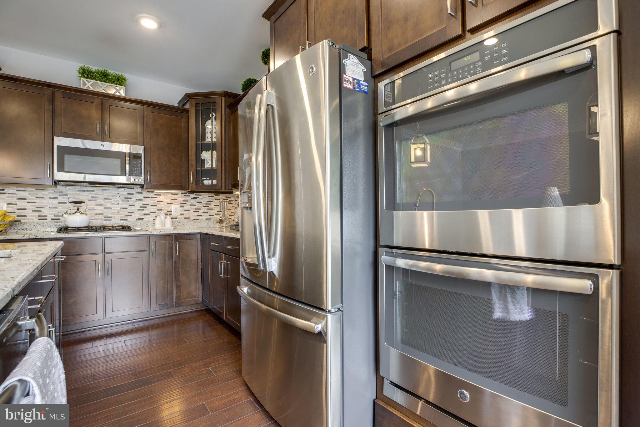 EAST GATE 3 CONDOMINIUM - Residential