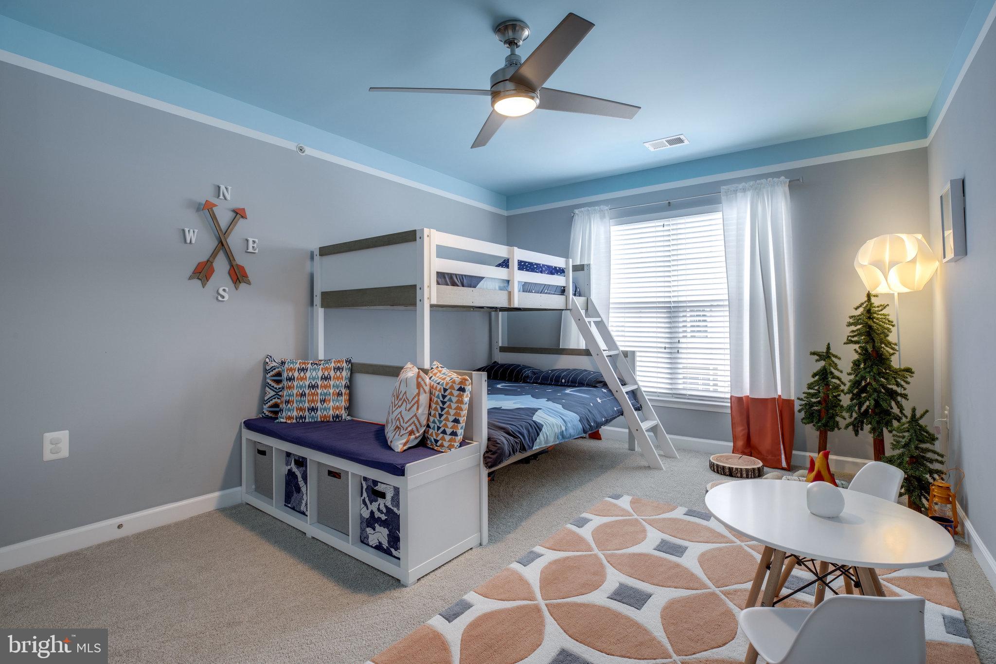 EAST GATE 3 CONDOMINIUM - Residential