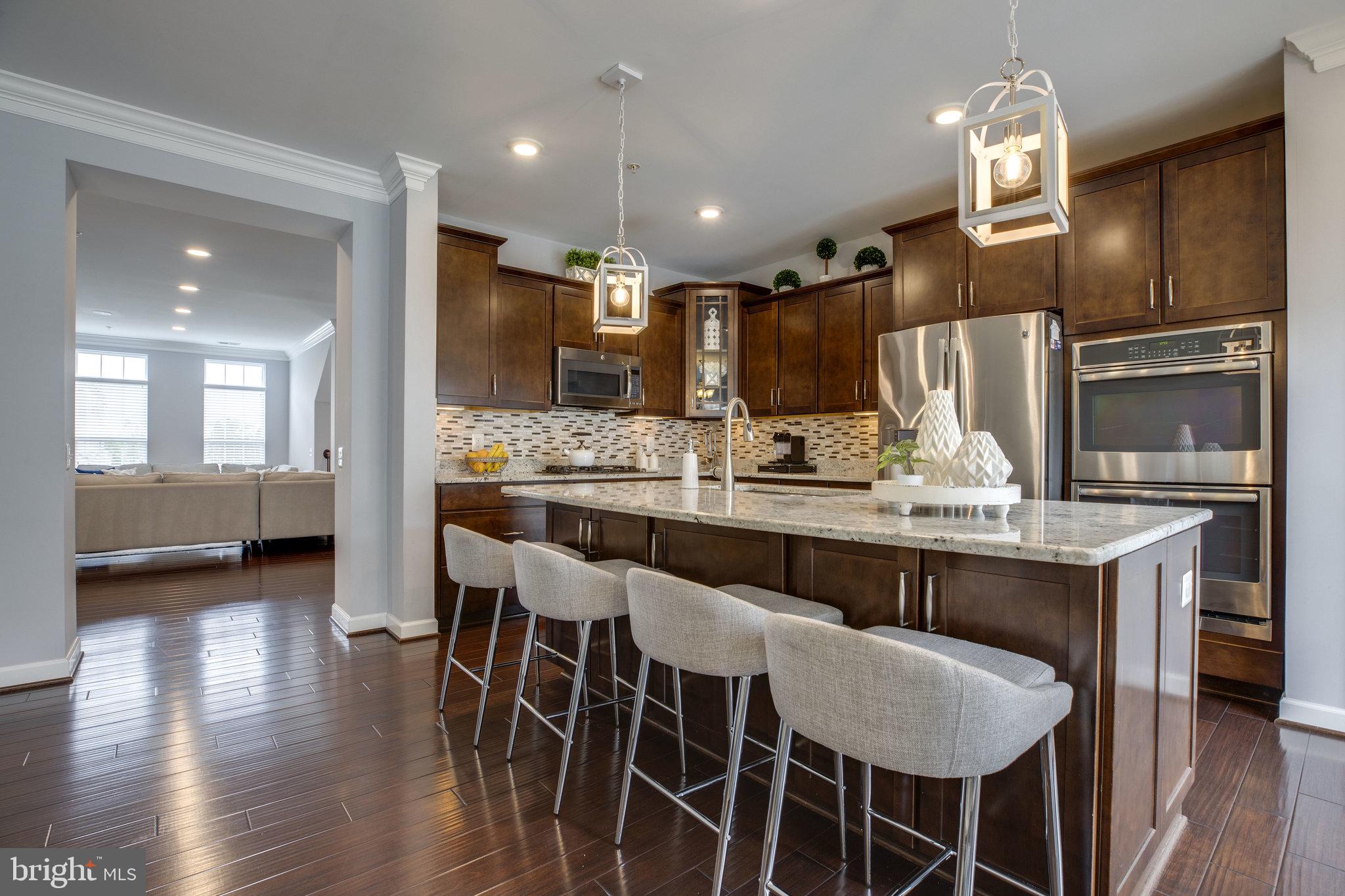 EAST GATE 3 CONDOMINIUM - Residential