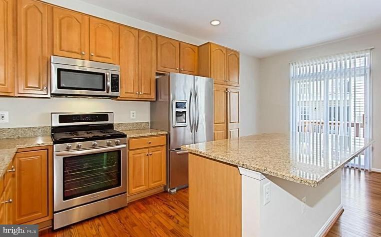 CAMERON STATION - Residential Lease