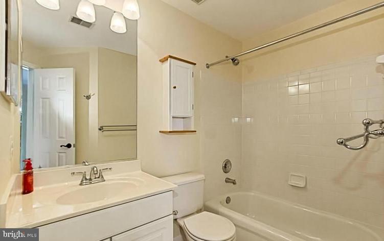 CAMERON STATION - Residential Lease