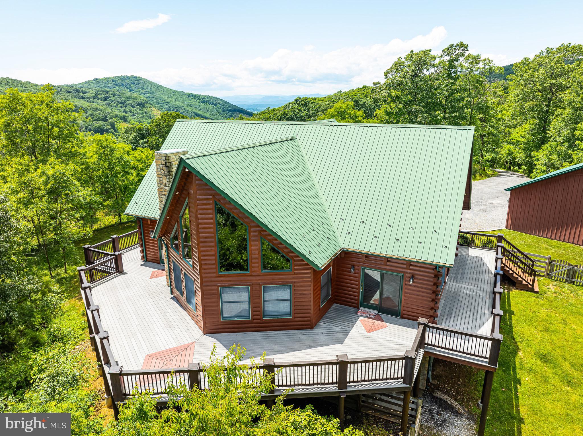 ASHTON WOODS - Residential