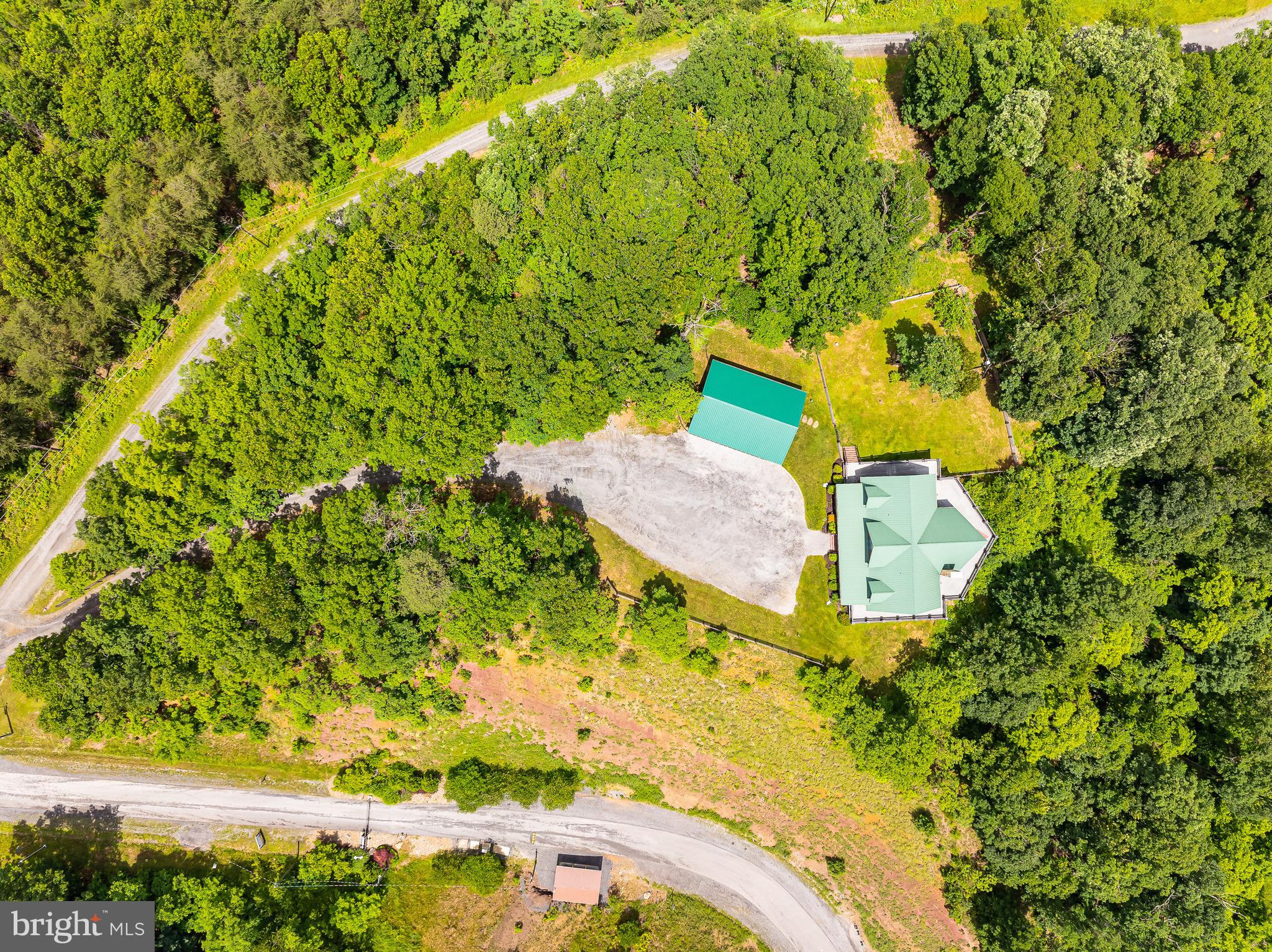 ASHTON WOODS - Residential