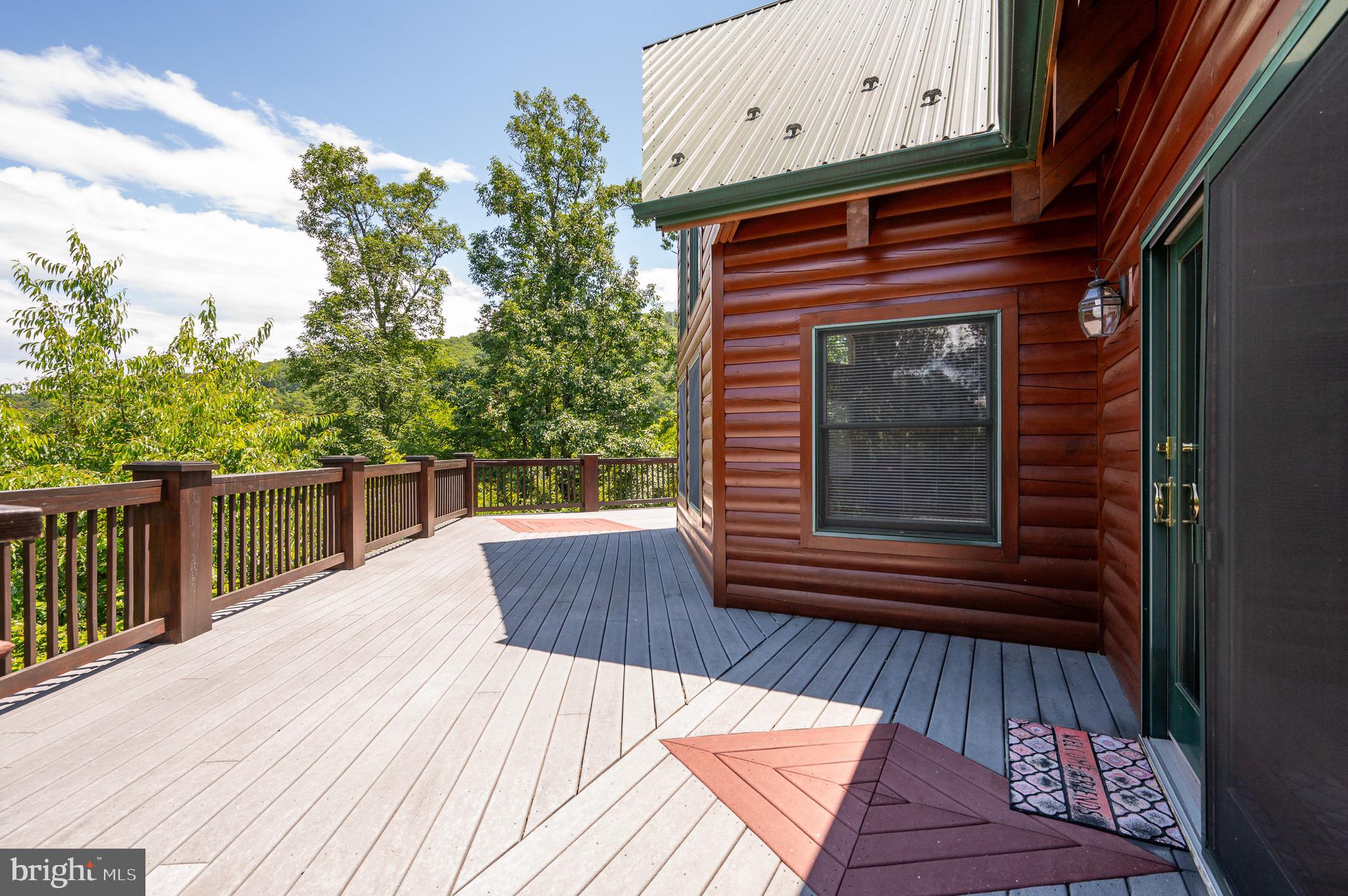 ASHTON WOODS - Residential