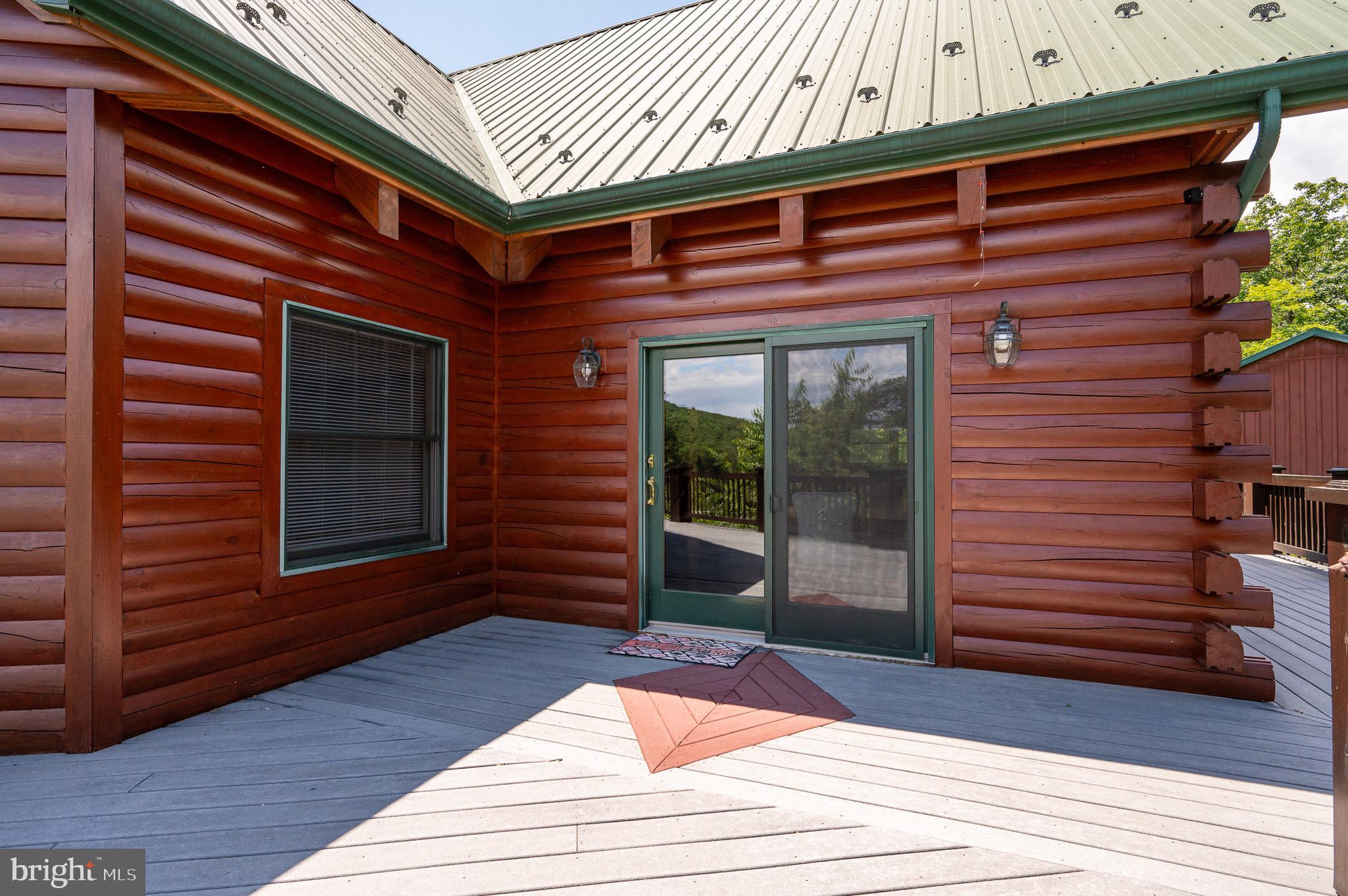 ASHTON WOODS - Residential