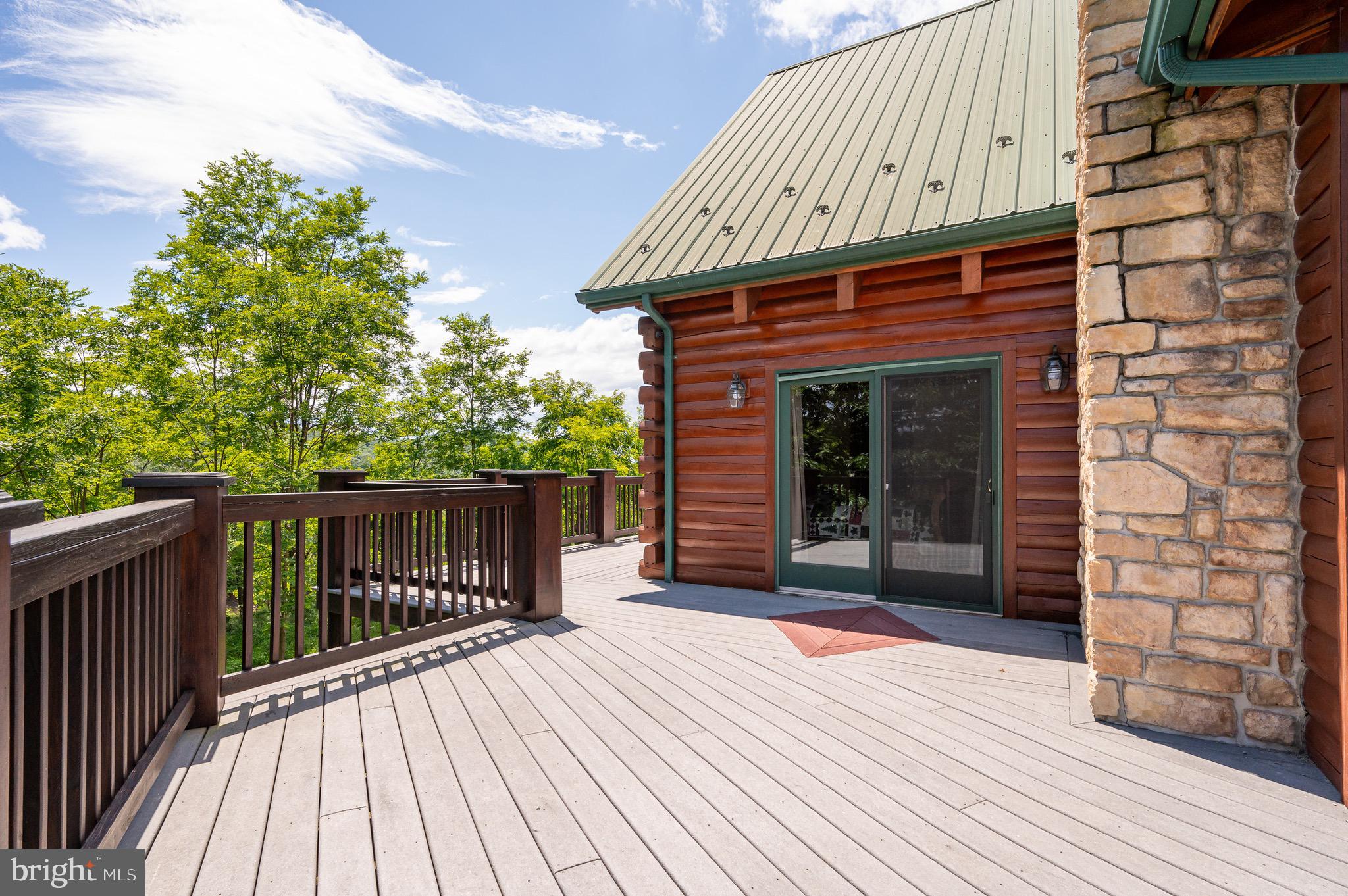 ASHTON WOODS - Residential