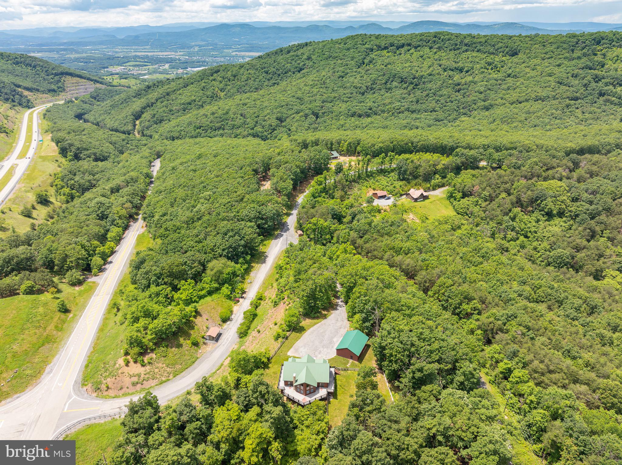 ASHTON WOODS - Residential