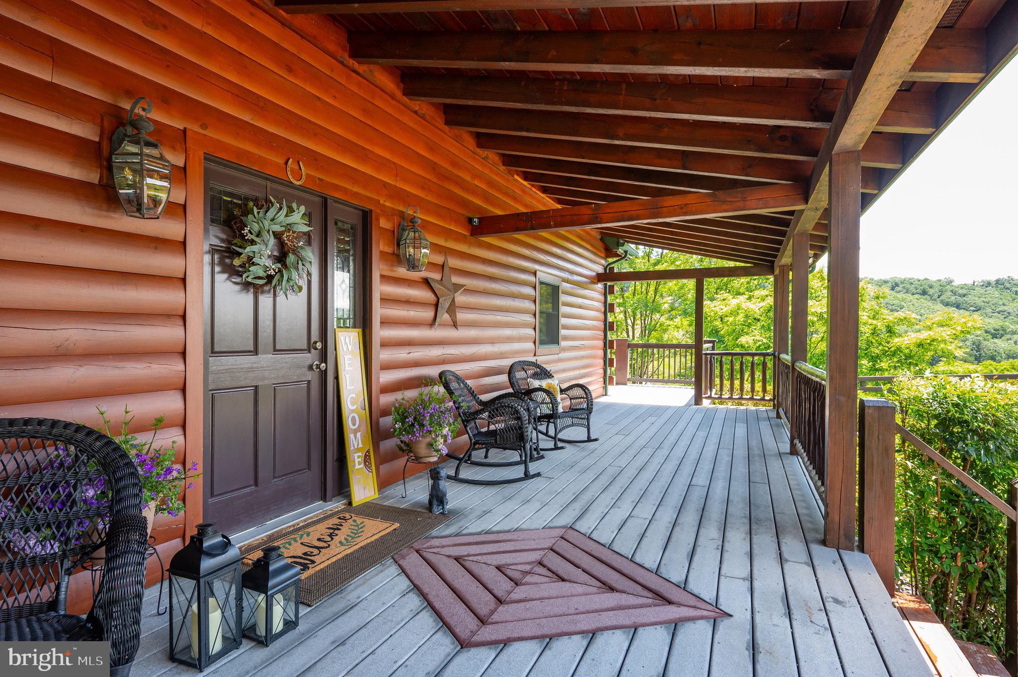 ASHTON WOODS - Residential