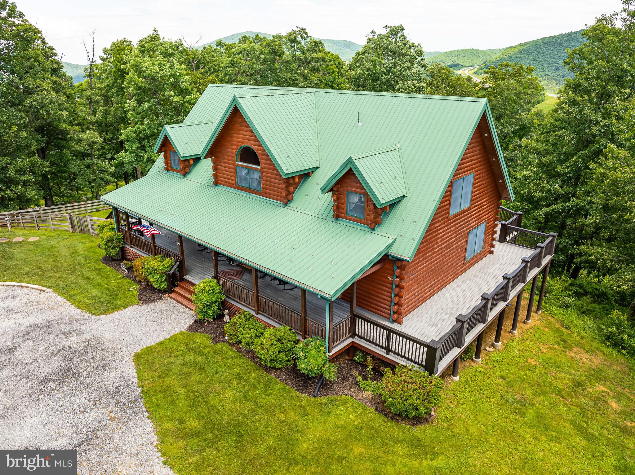 ASHTON WOODS - Residential