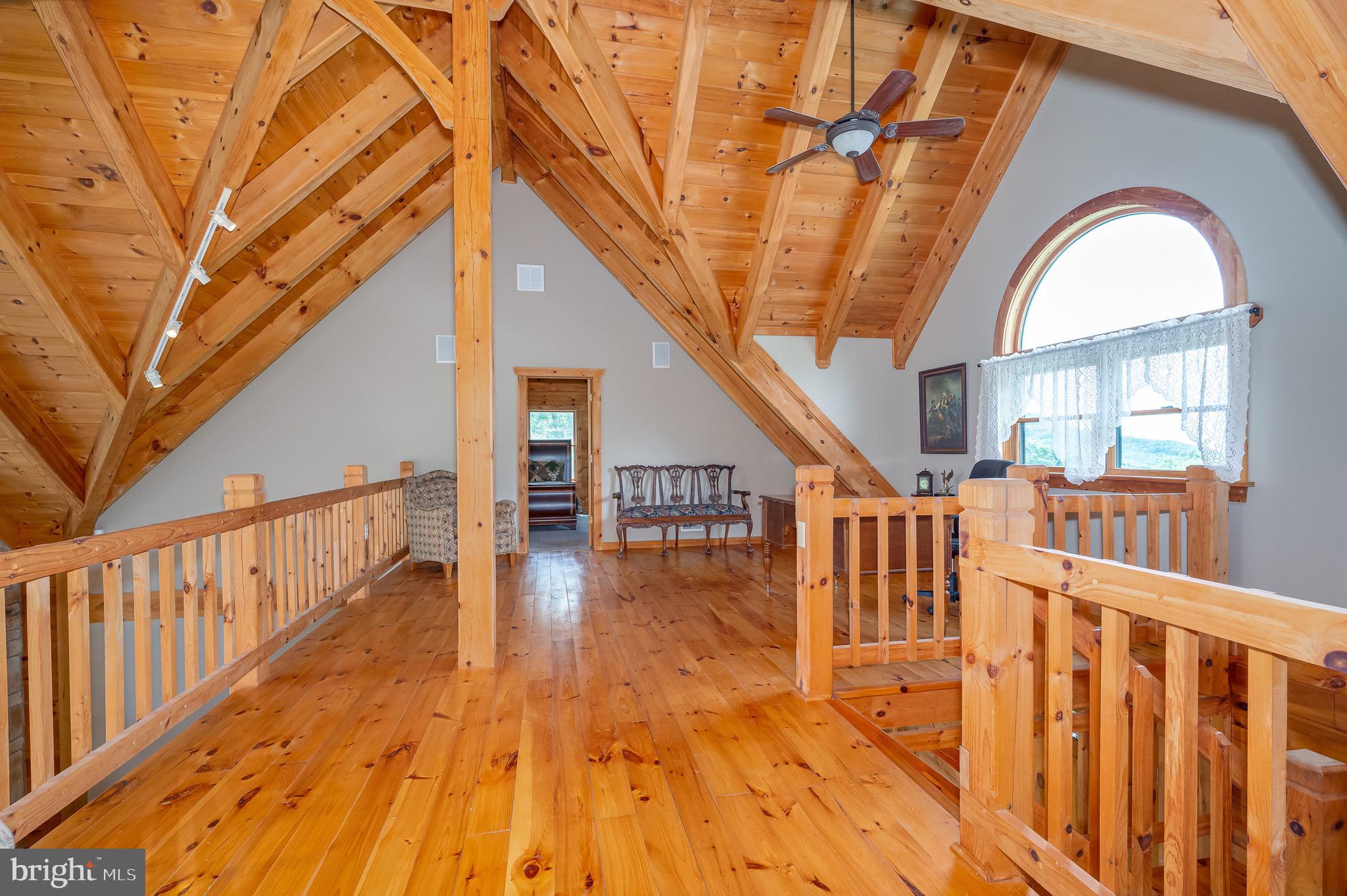 ASHTON WOODS - Residential