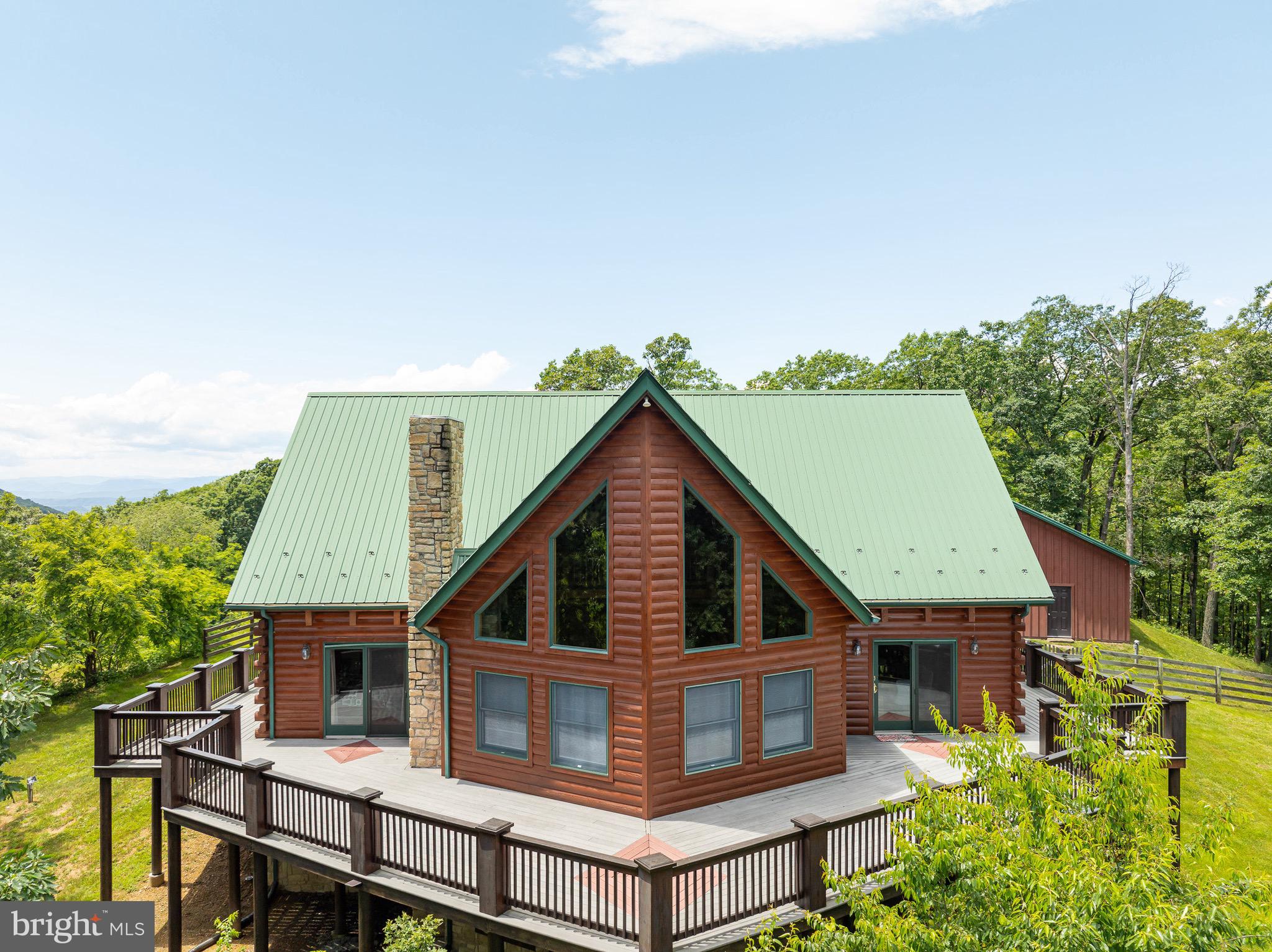 ASHTON WOODS - Residential