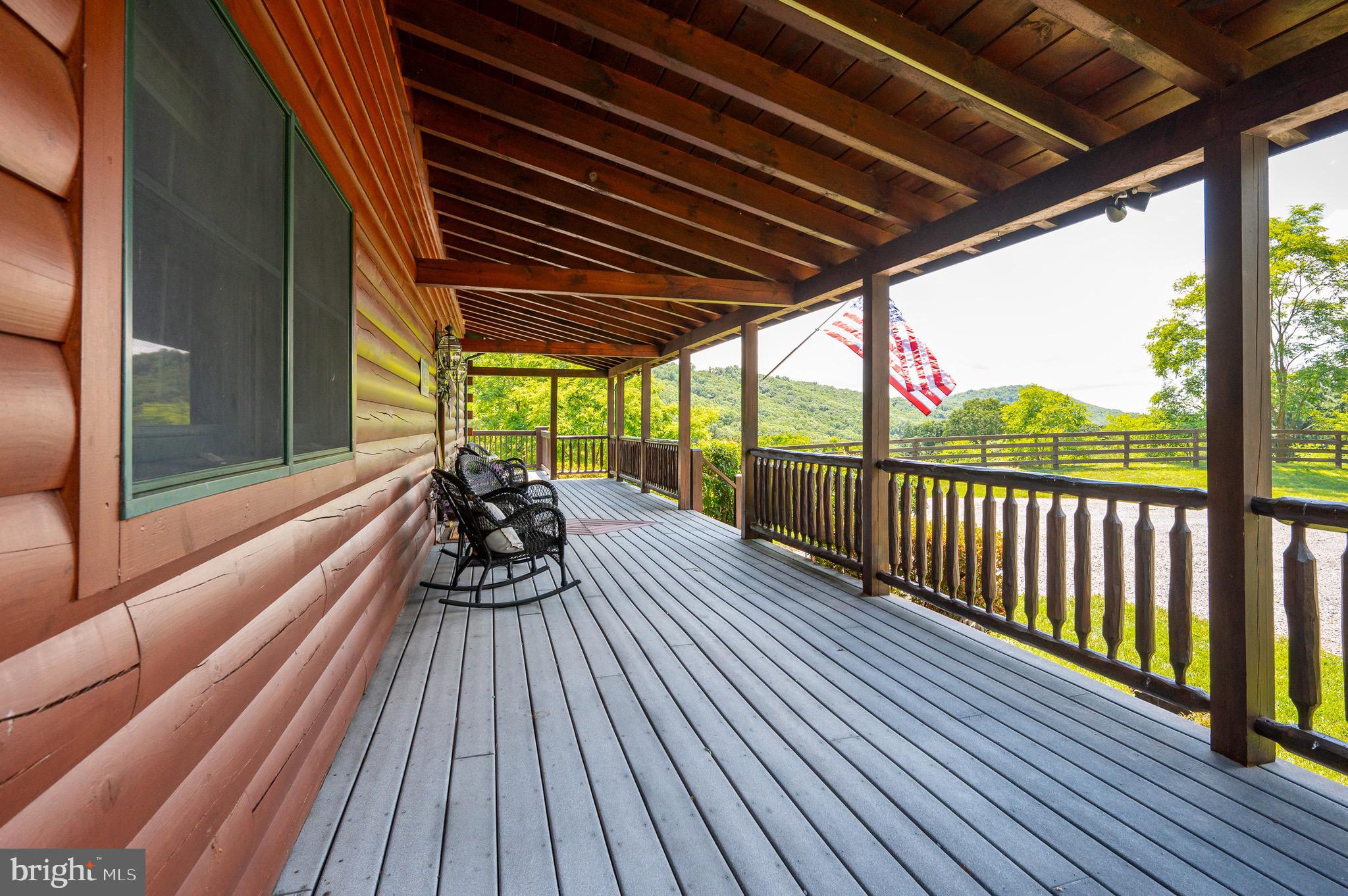 ASHTON WOODS - Residential