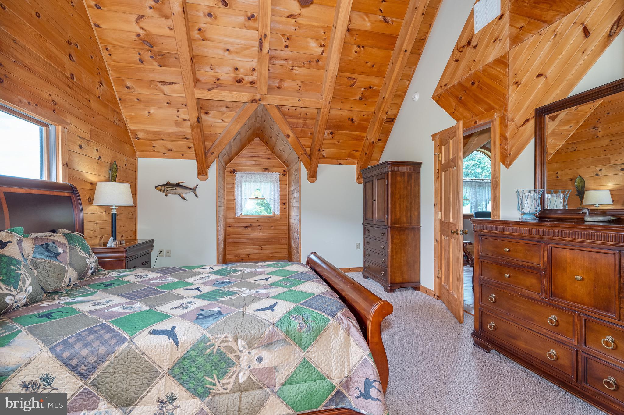 ASHTON WOODS - Residential