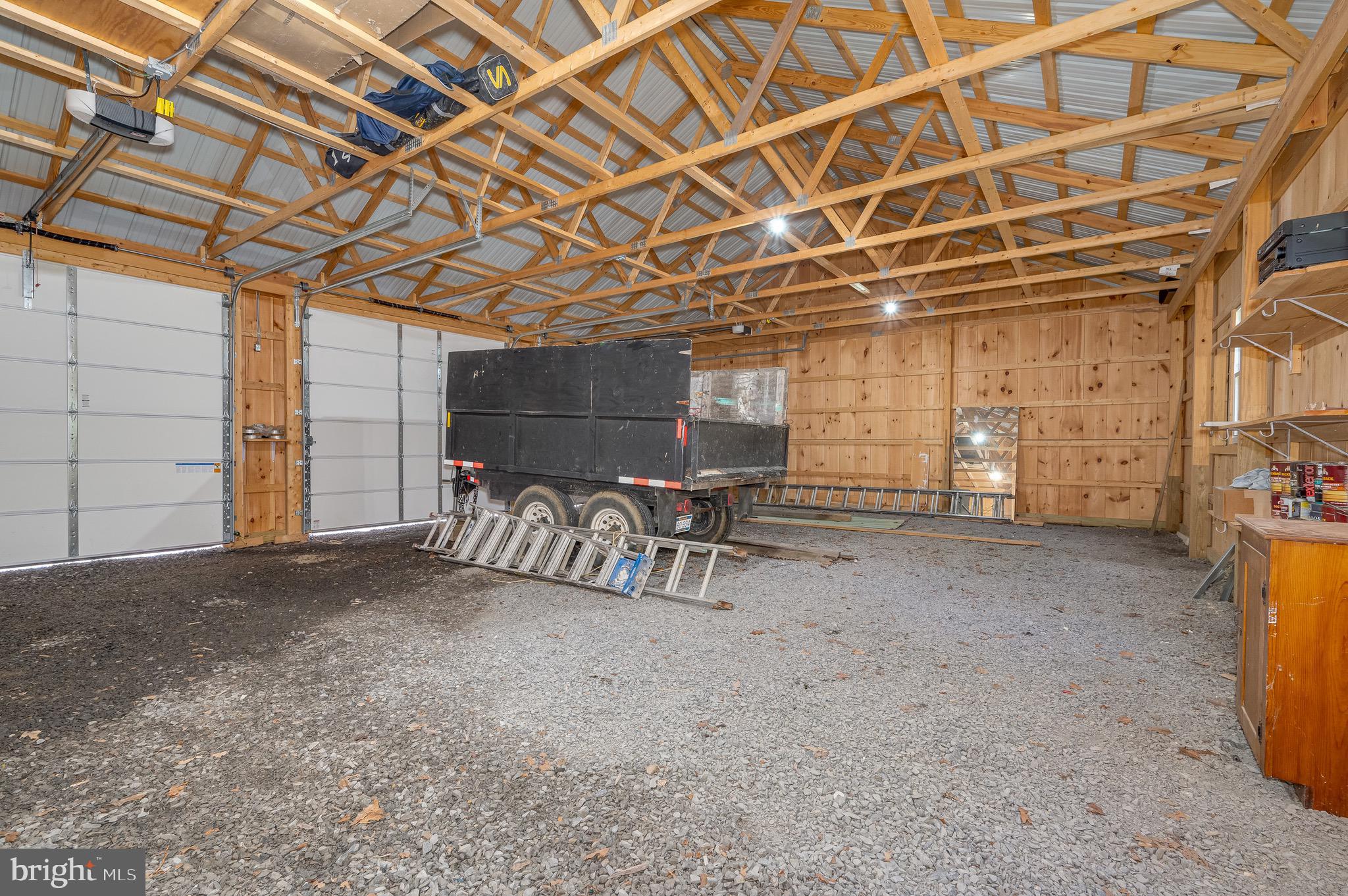 ASHTON WOODS - Residential