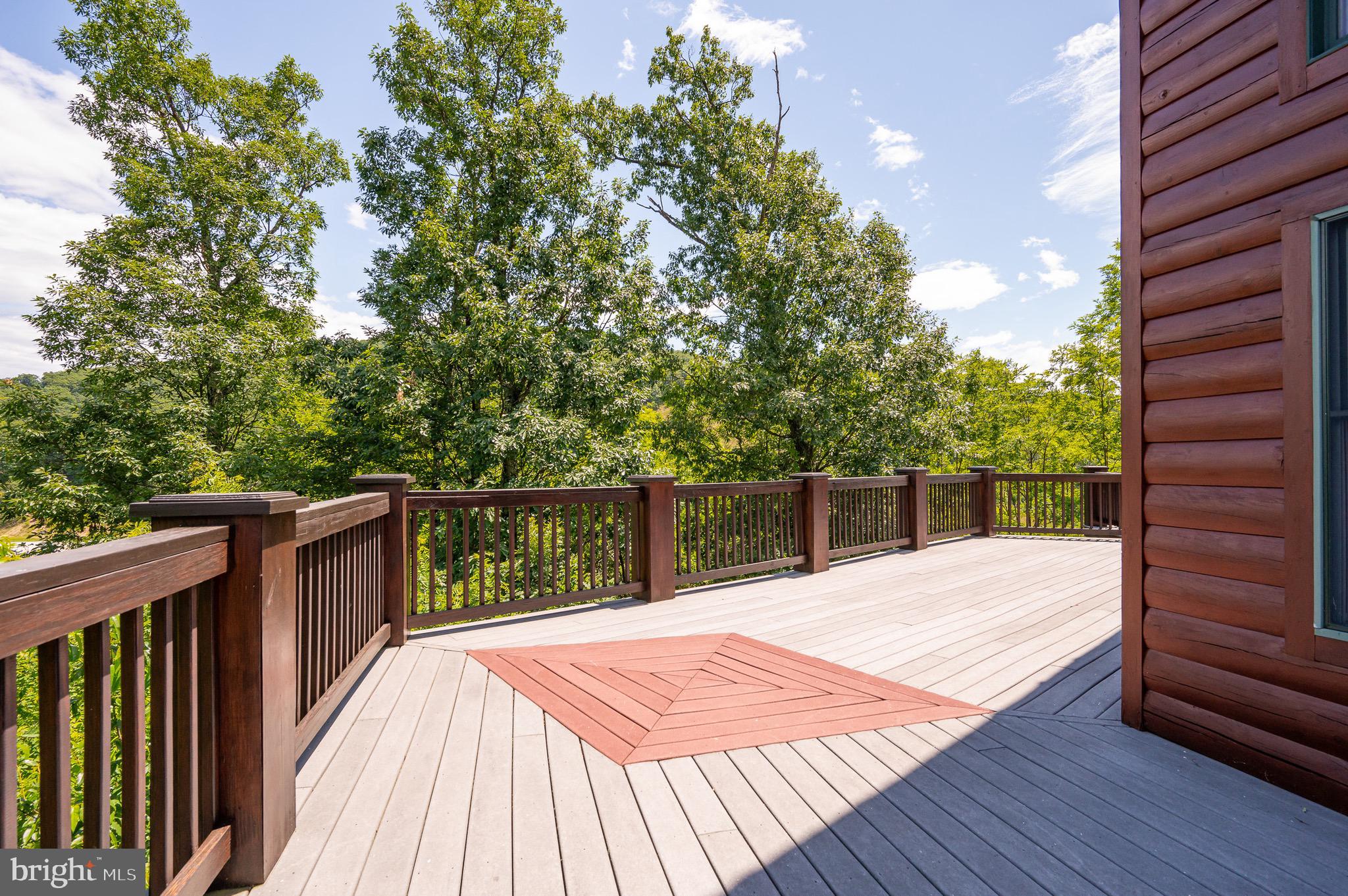 ASHTON WOODS - Residential