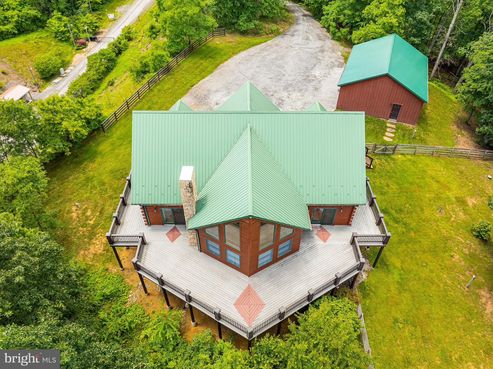 ASHTON WOODS - Residential