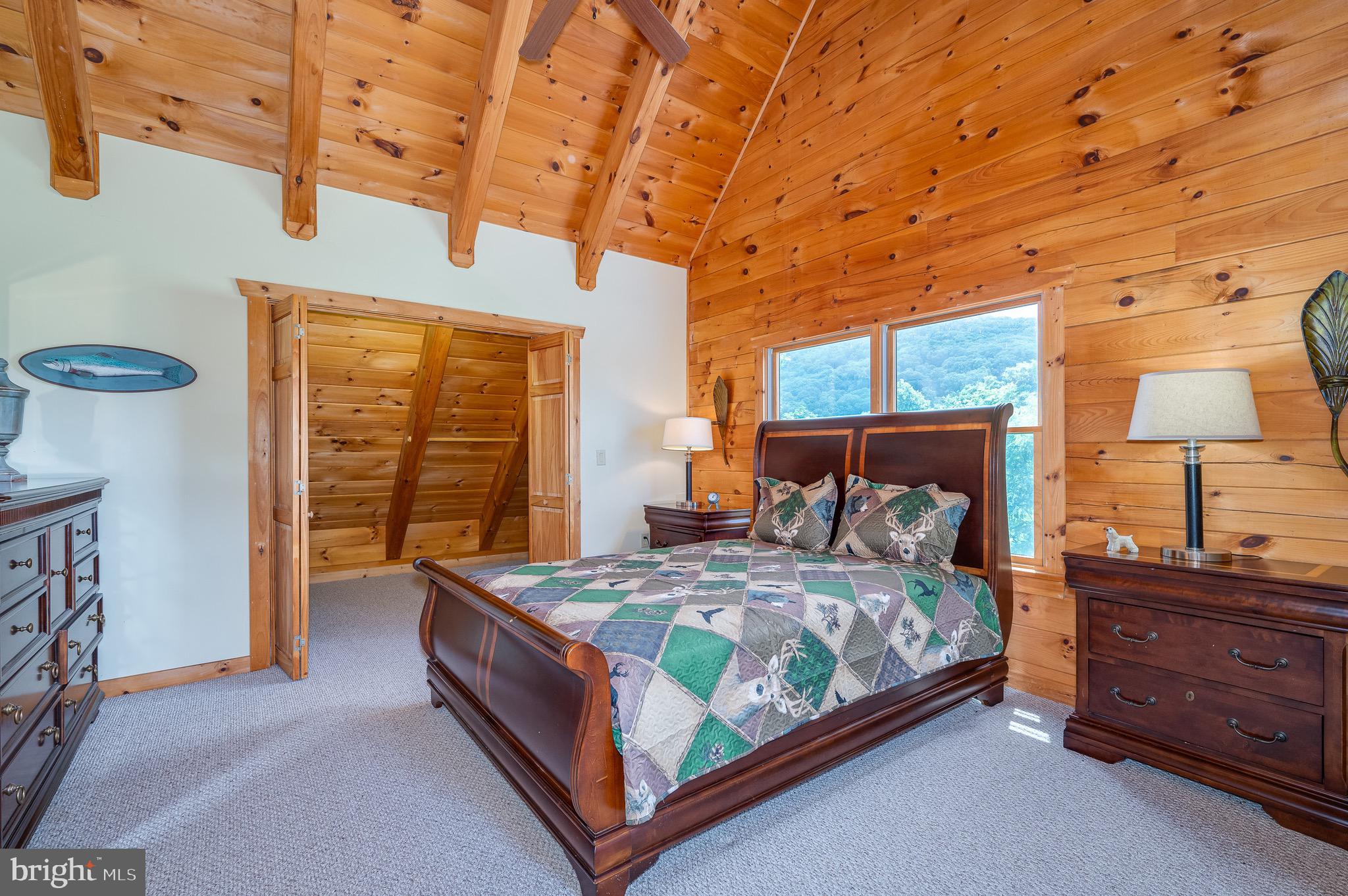 ASHTON WOODS - Residential