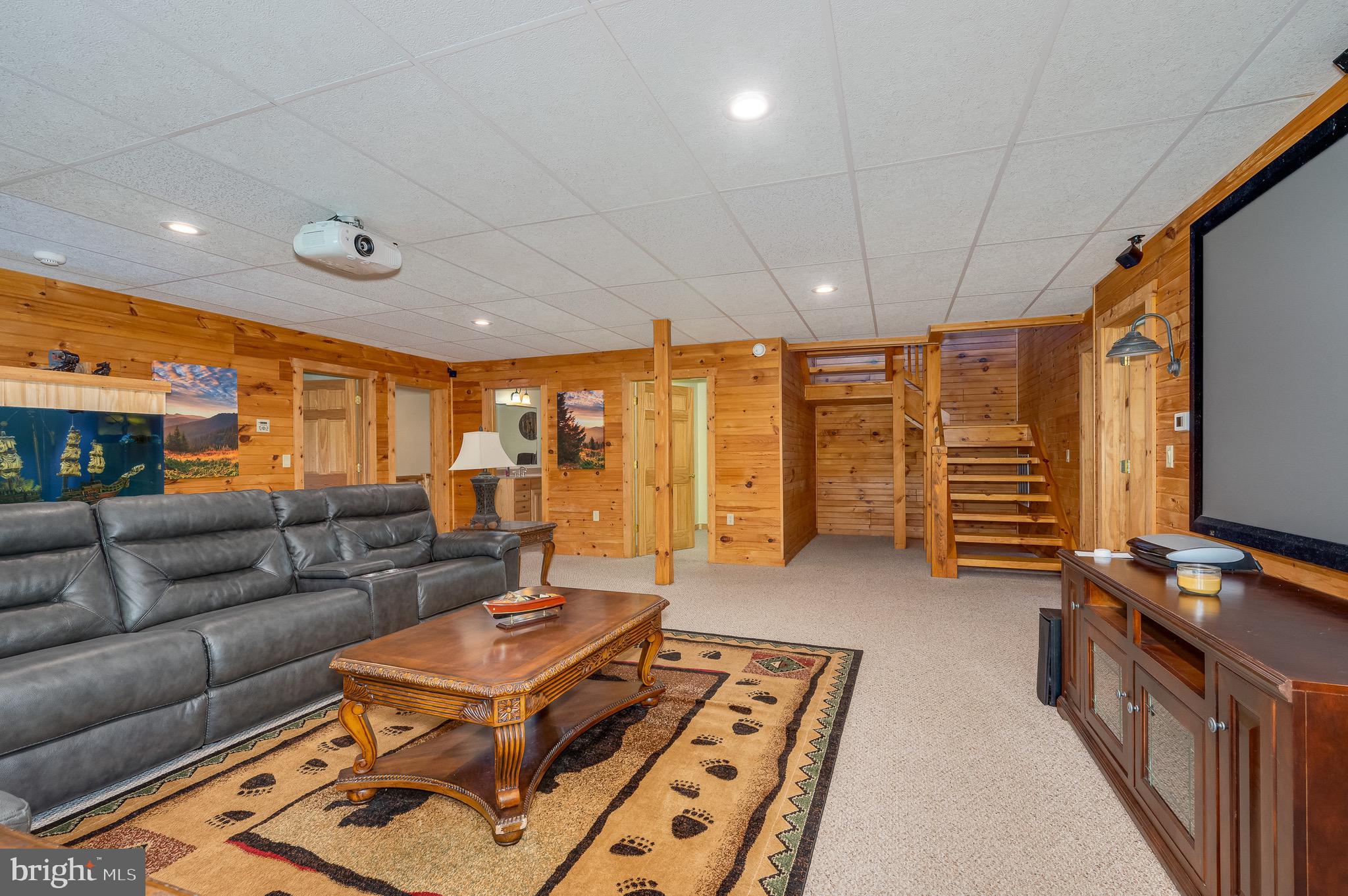 ASHTON WOODS - Residential