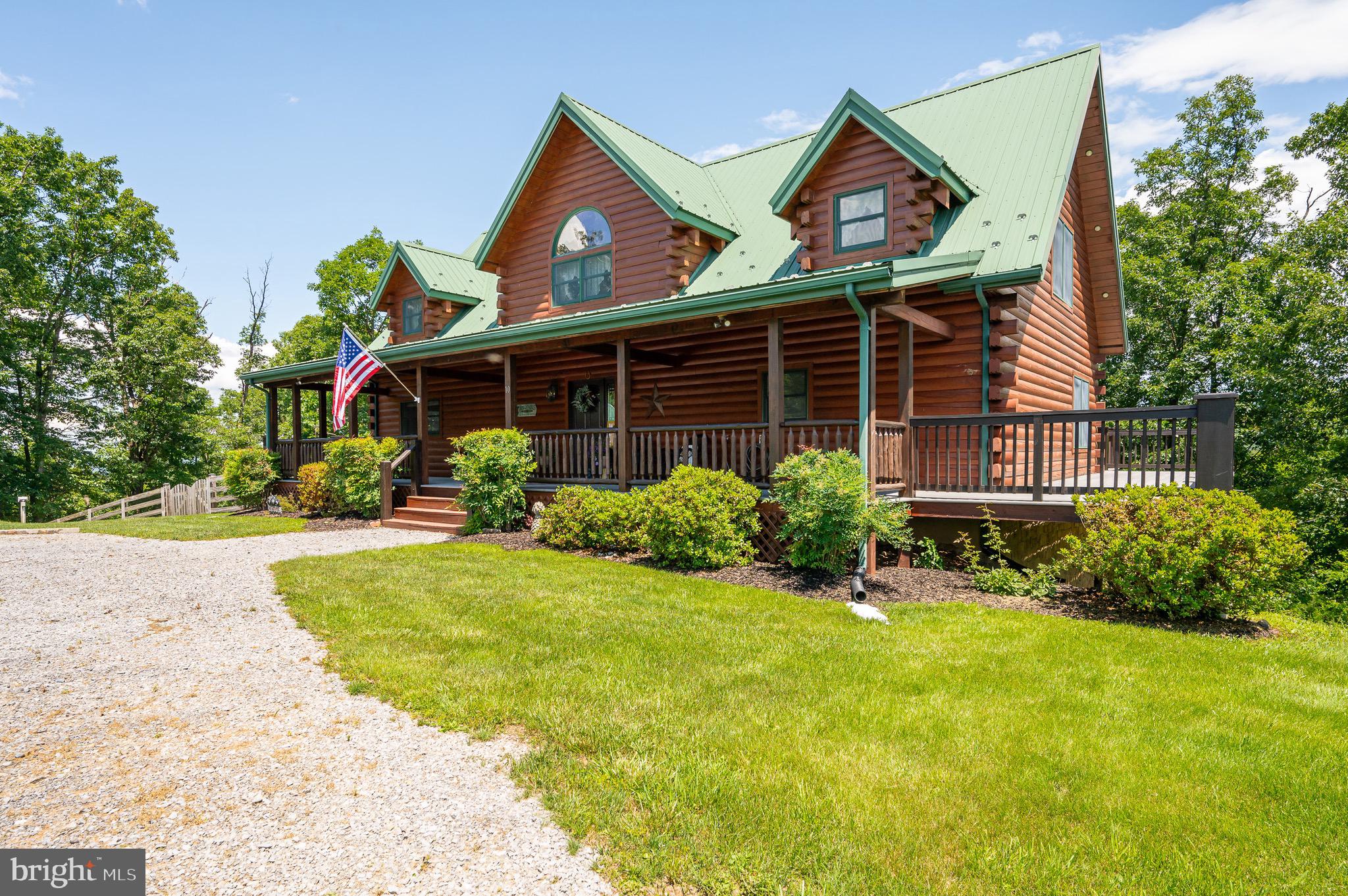 ASHTON WOODS - Residential