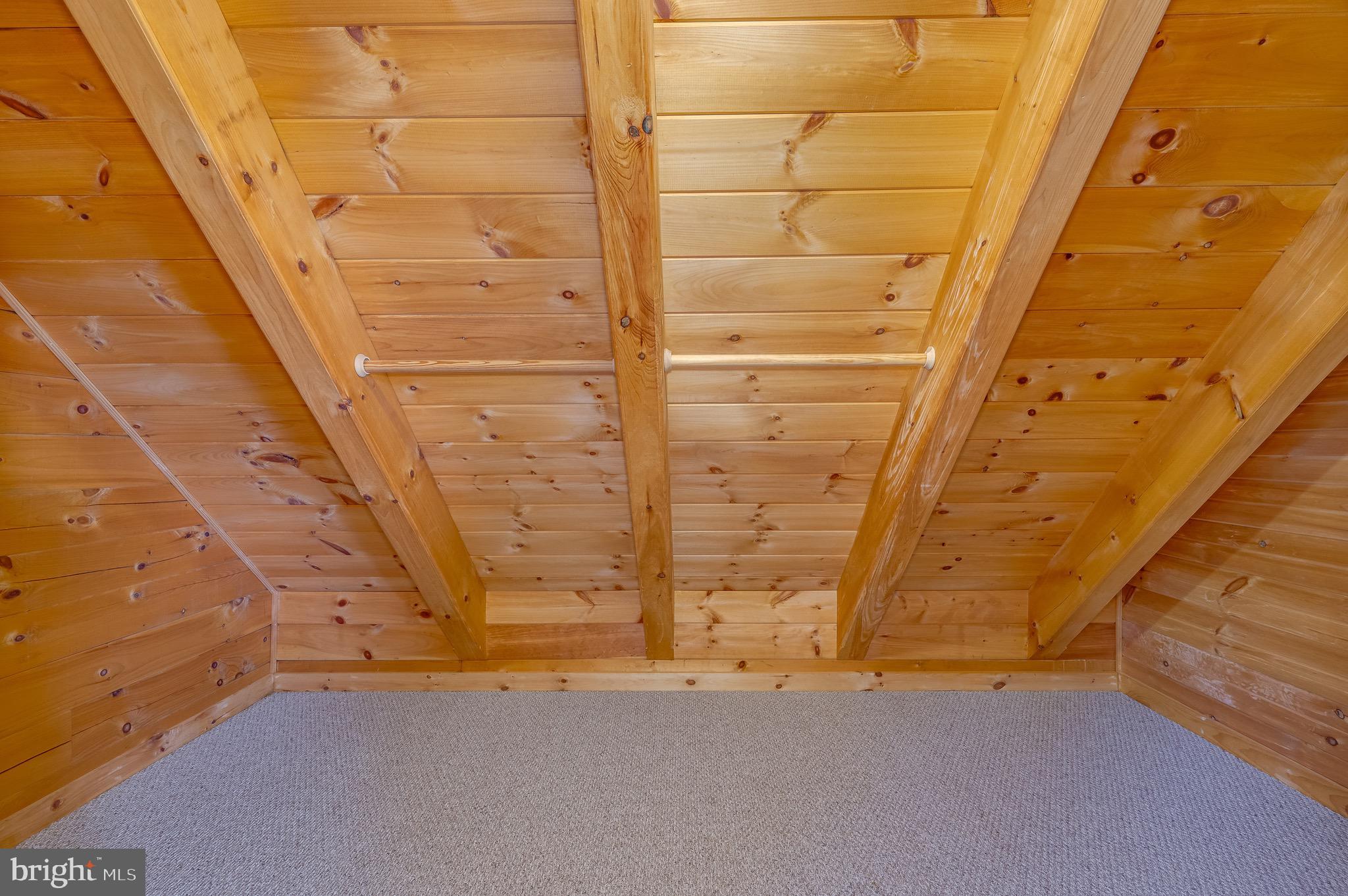 ASHTON WOODS - Residential