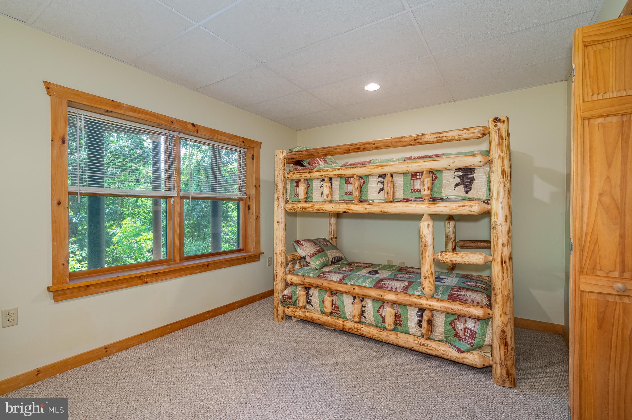 ASHTON WOODS - Residential