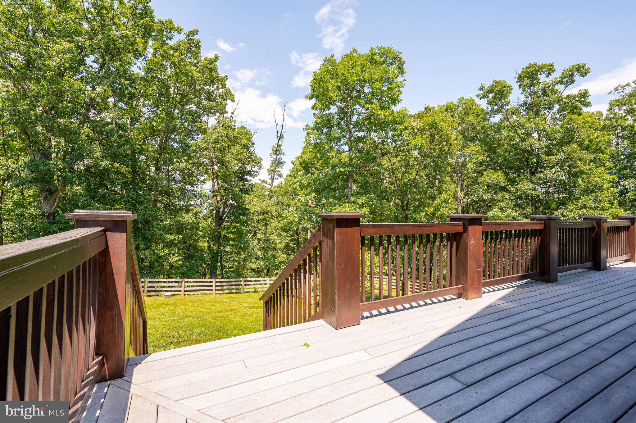 ASHTON WOODS - Residential