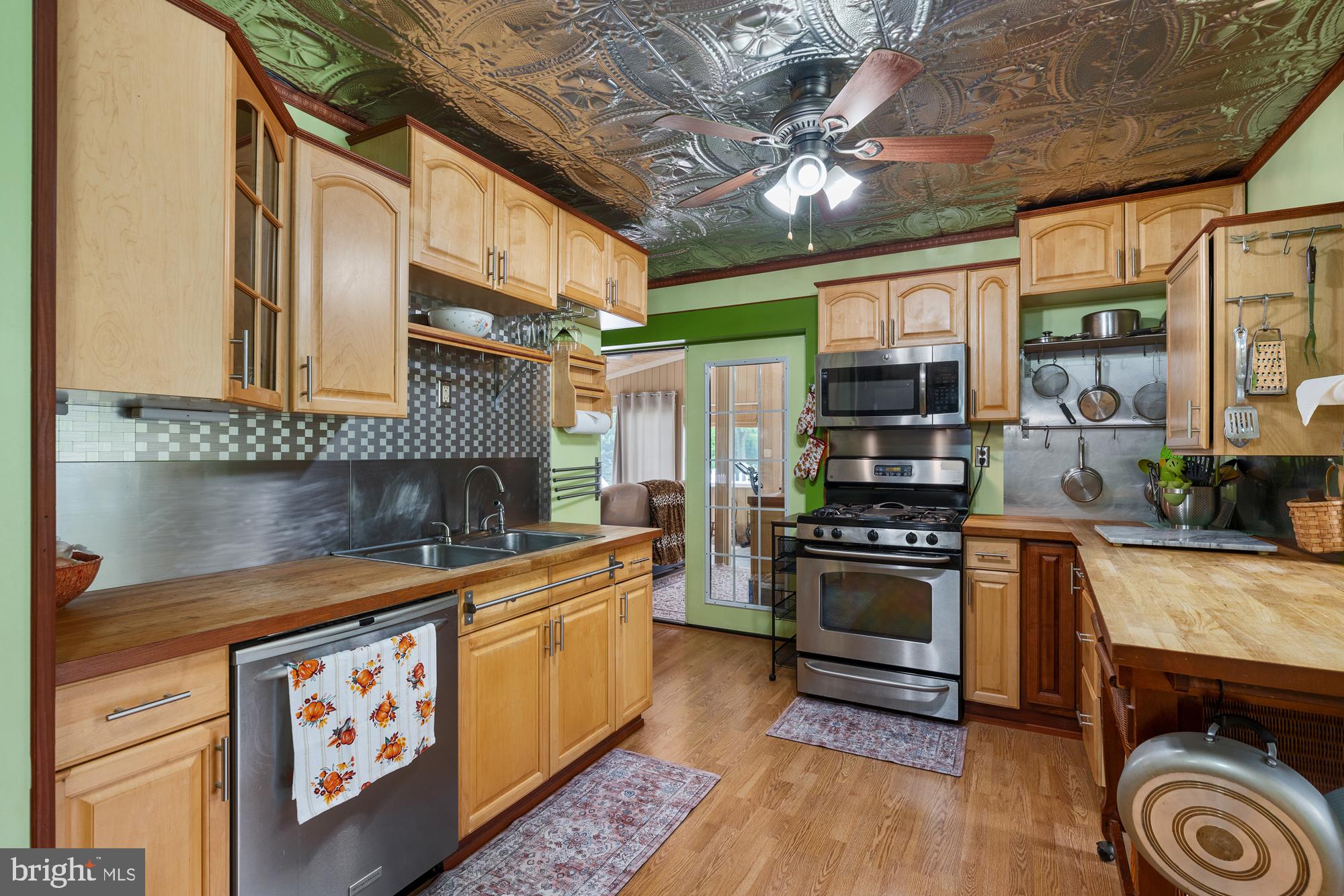 FOREST HILL - Residential