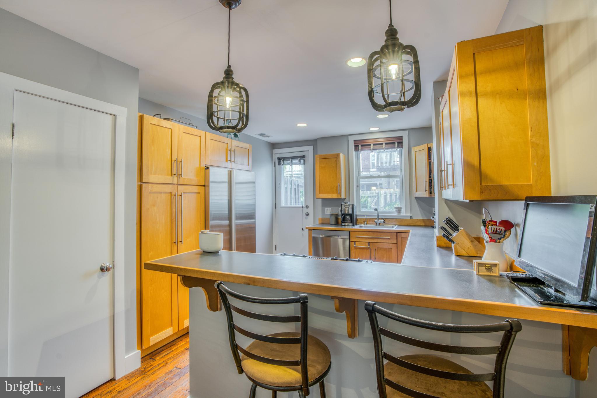 LOCUST POINT - Residential Lease