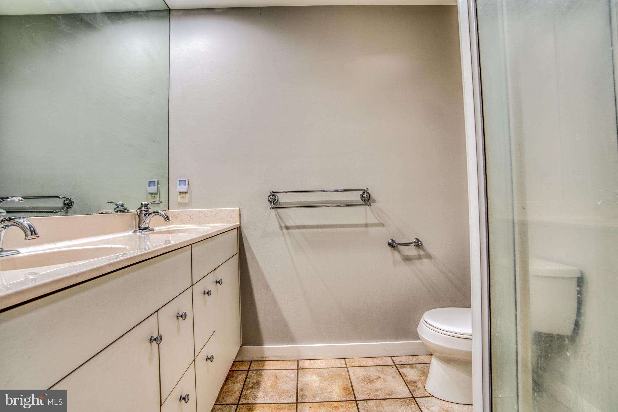 LOCUST POINT - Residential Lease