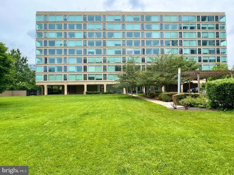 1101 3RD STREET SW 610 WASHINGTON DC 20024