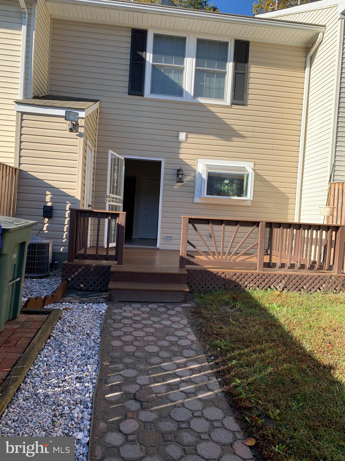 ST CHARLES HUNTINGTON - Residential