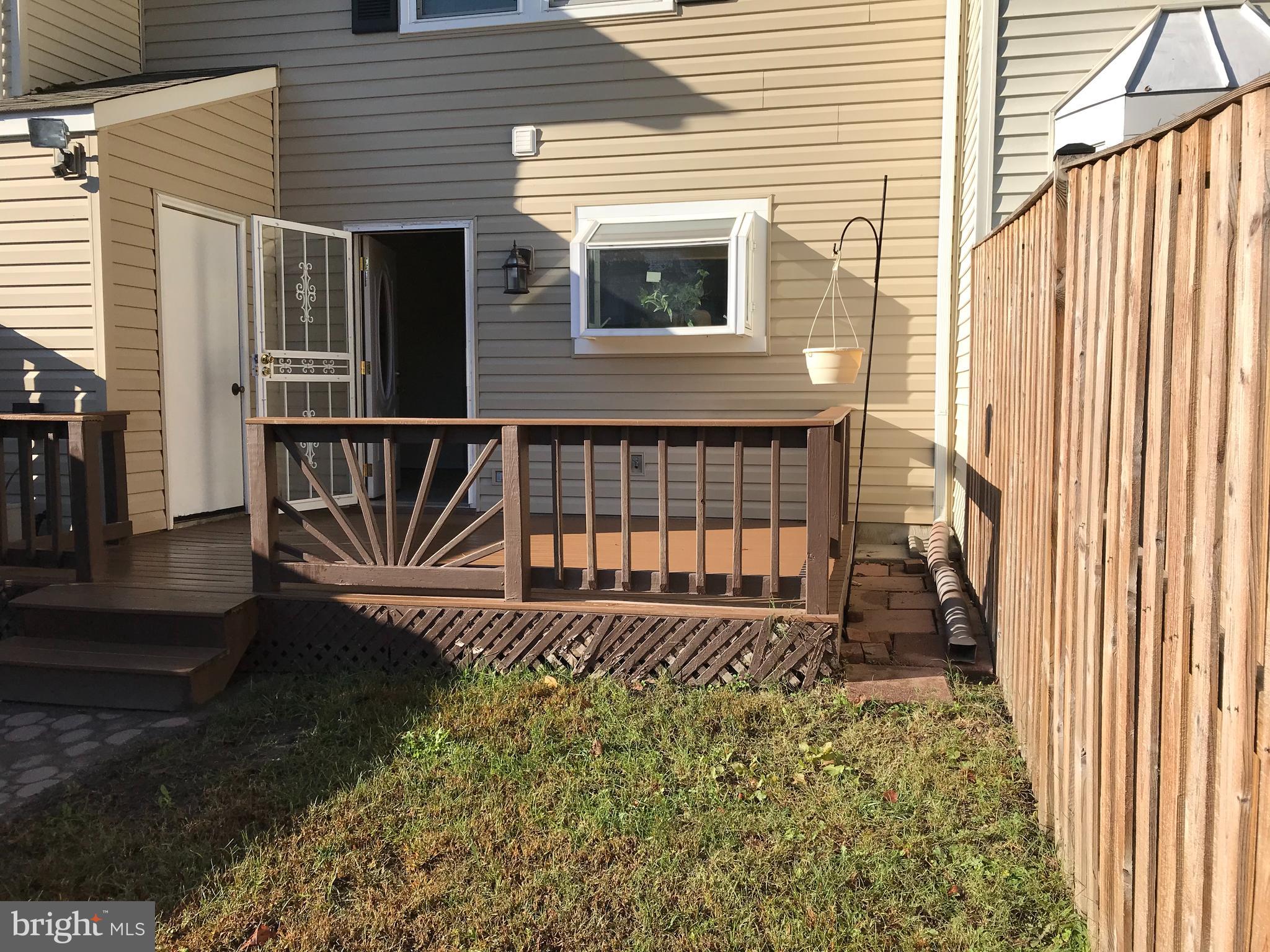 ST CHARLES HUNTINGTON - Residential